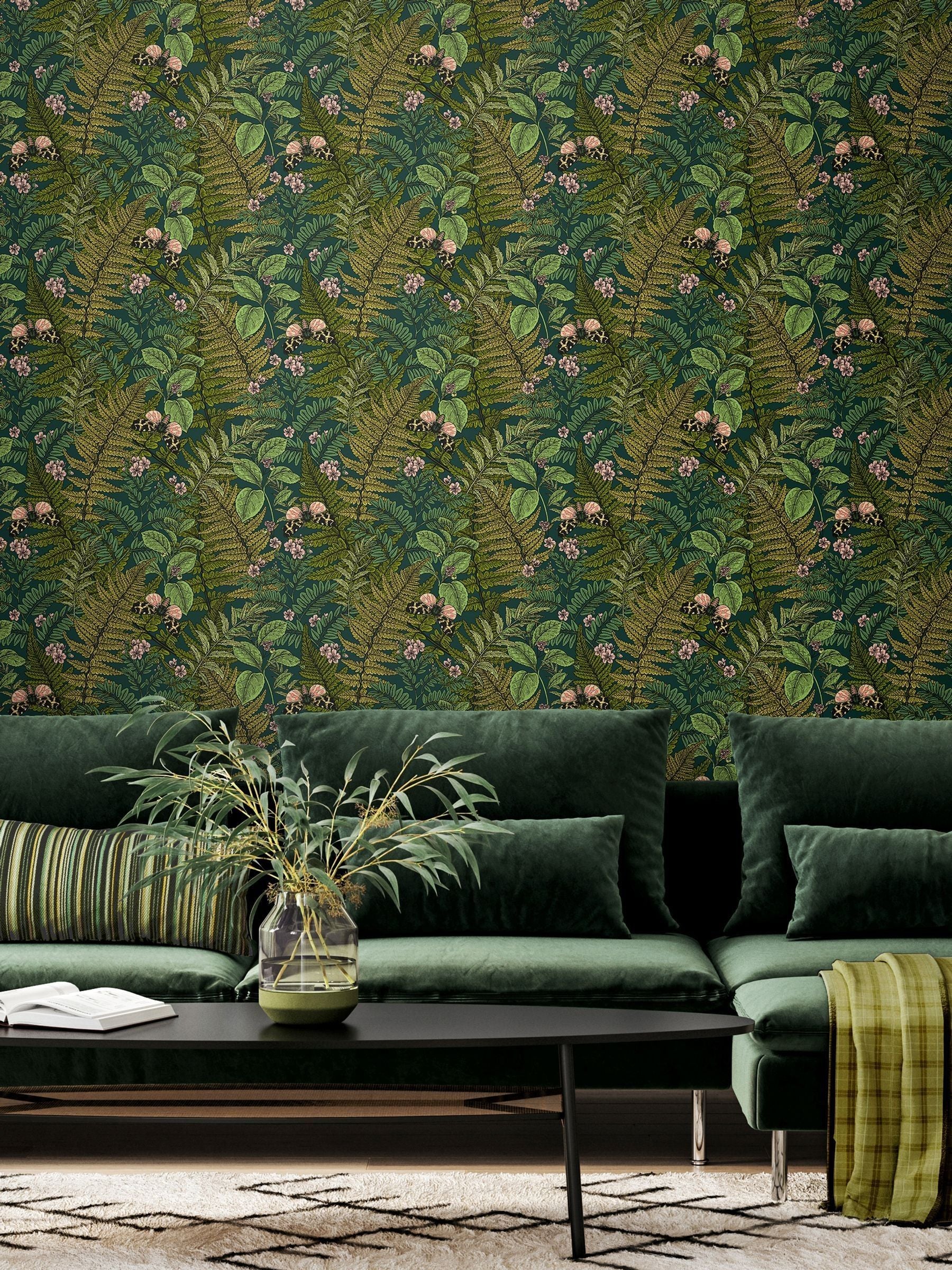 Hoopla Walls Mix Wild Ferns wallpaper 10M, imported from the UK