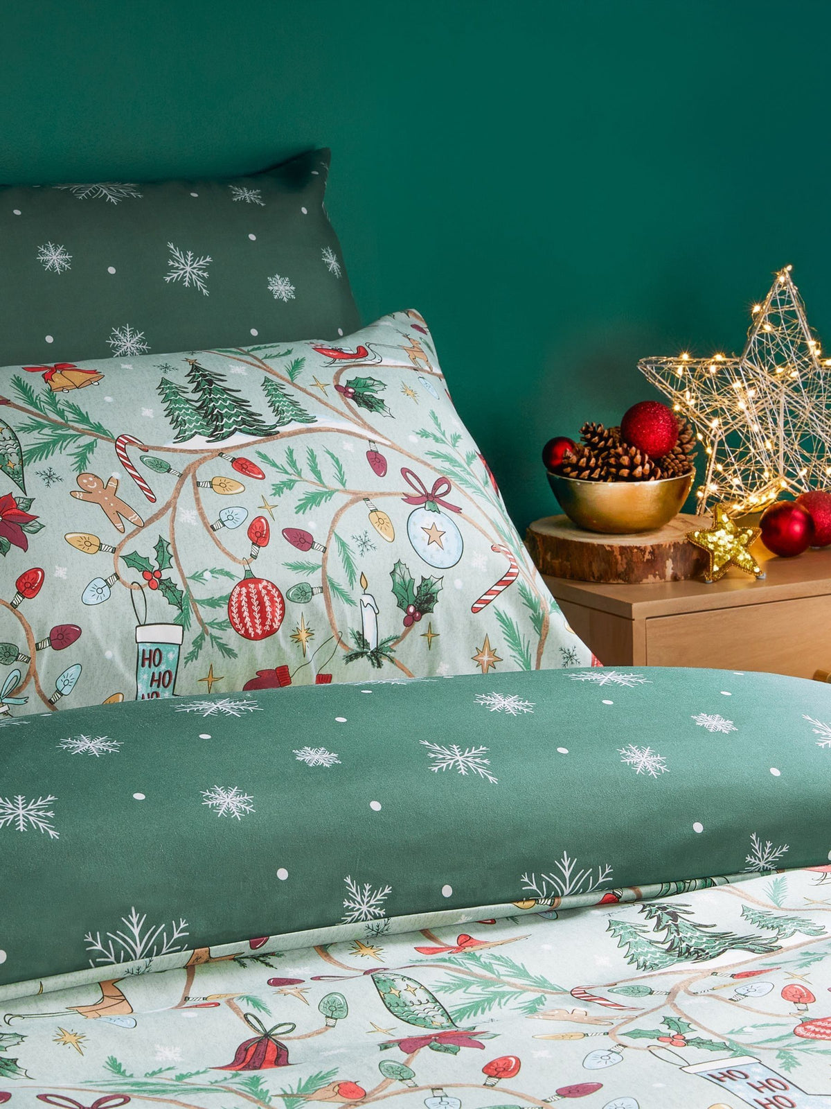 Duvet Day Green Noelle Duvet Set