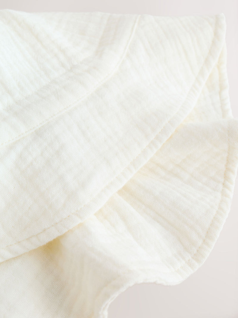 Baby bucket hat ecru woven crinkle - British product