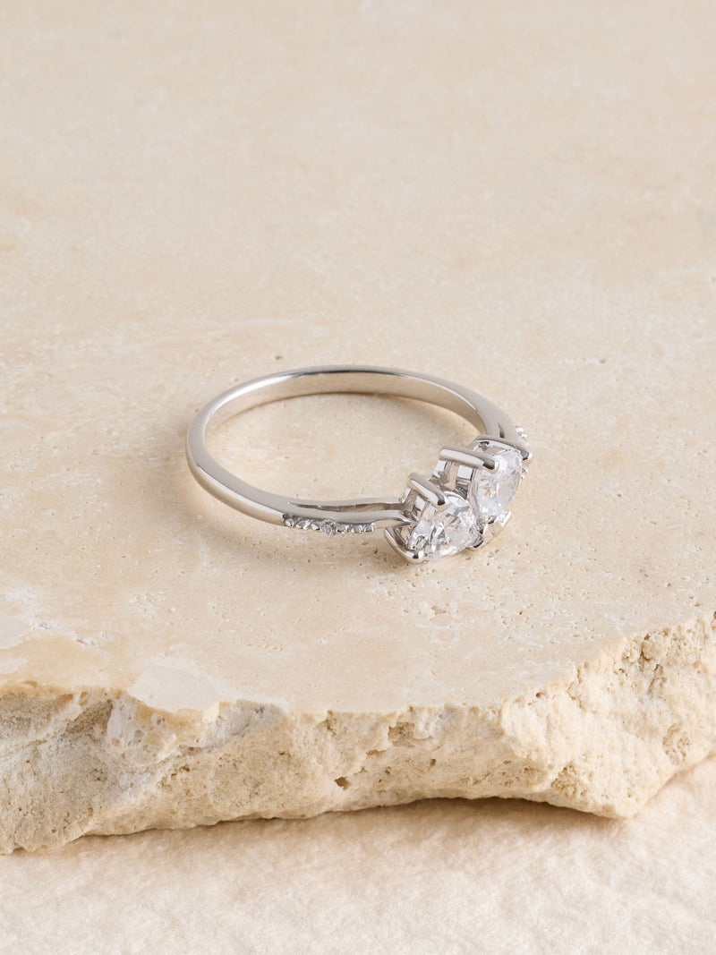 Sterling silver intertwining heart ring, UK version