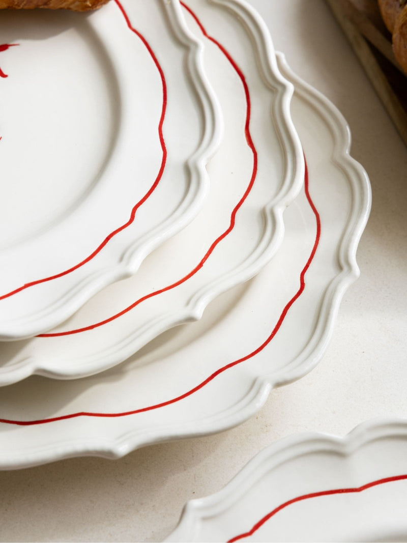 Rockett St George set of 4 red and cream lipstick side plates - British product