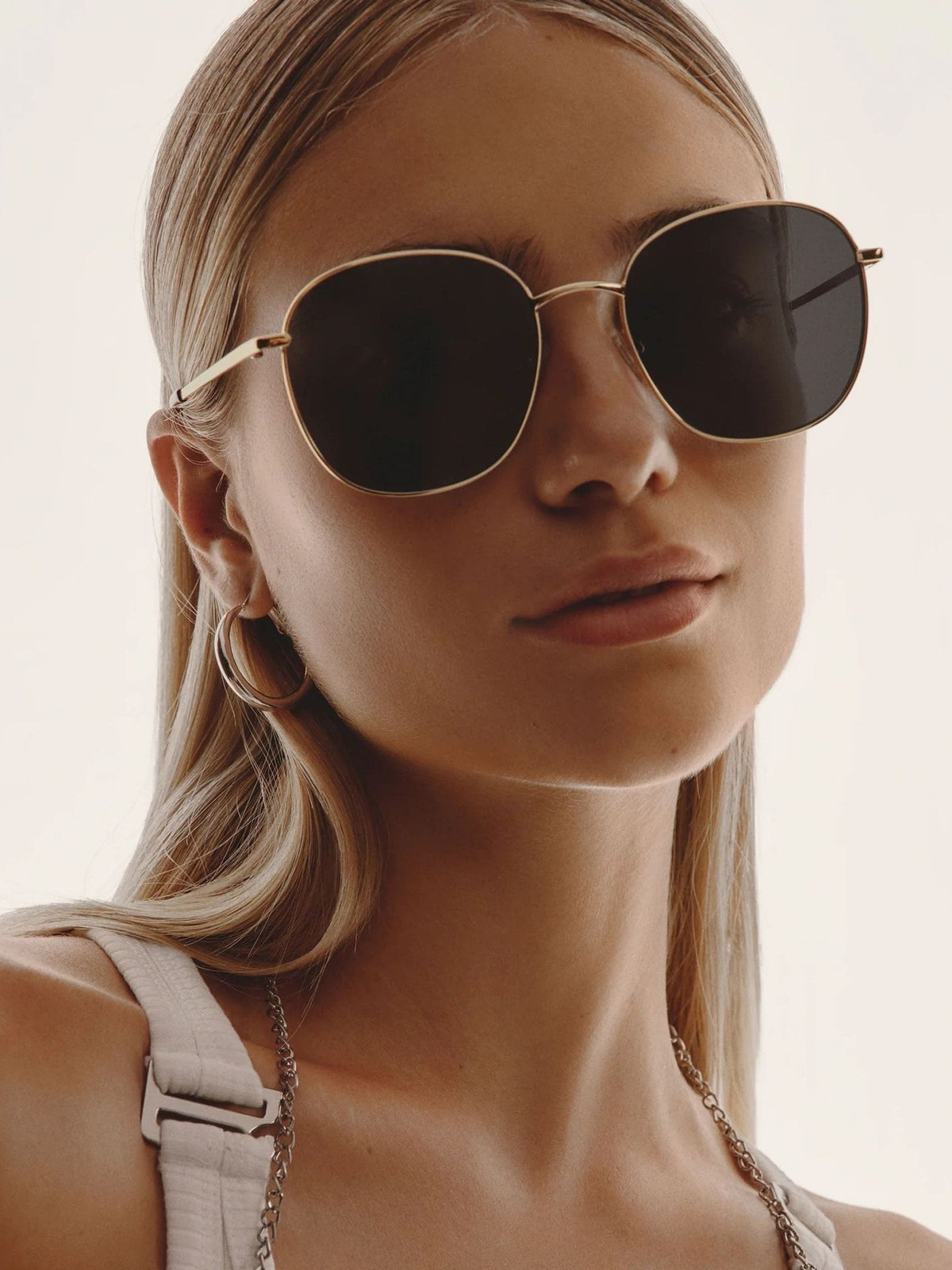 QUAY Gold Jezabell sunglasses, UK version