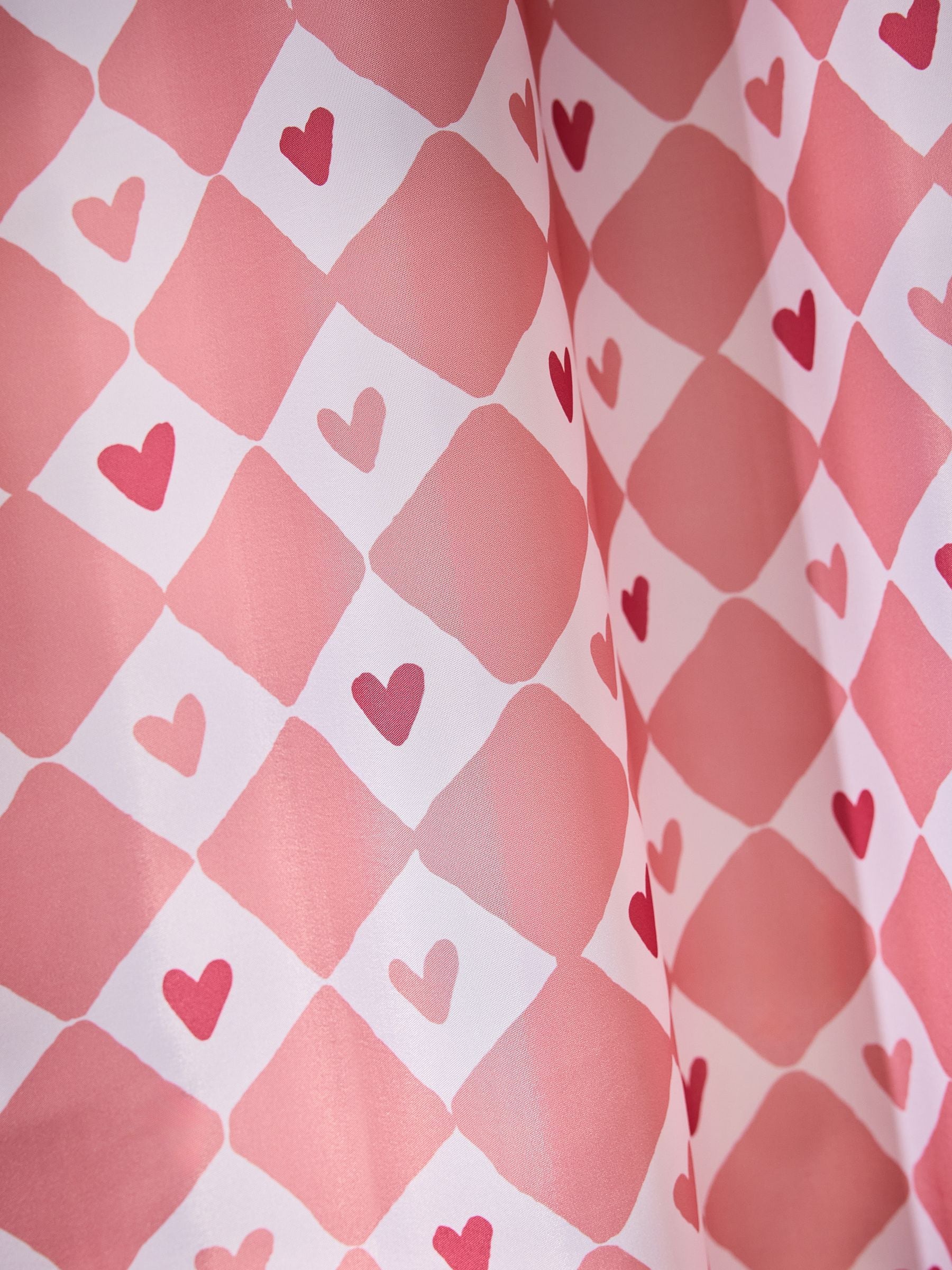 Shower curtain with multi heart design (British brand)