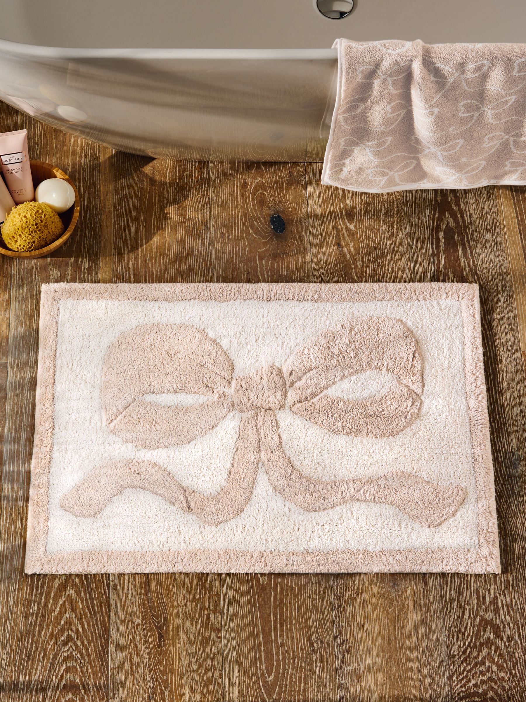 Natural bow bath mat 50x80cm (British brand)