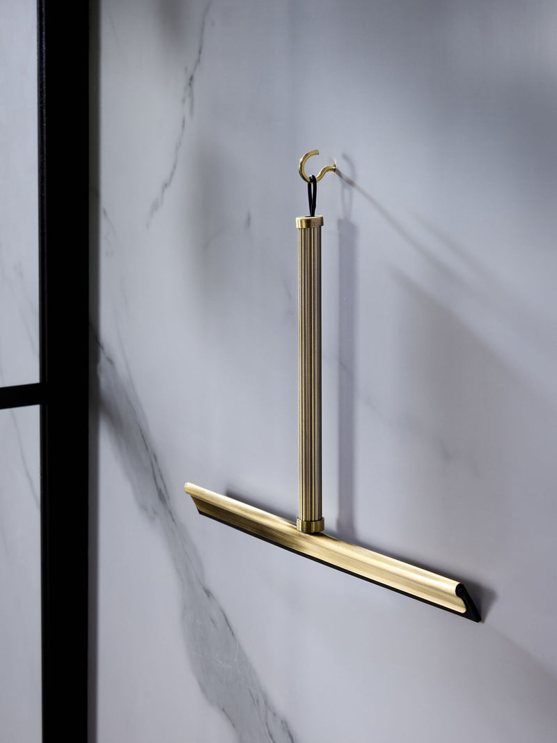 Shower squeegee Gold Rib 17cm x 24cm, imported from the UK