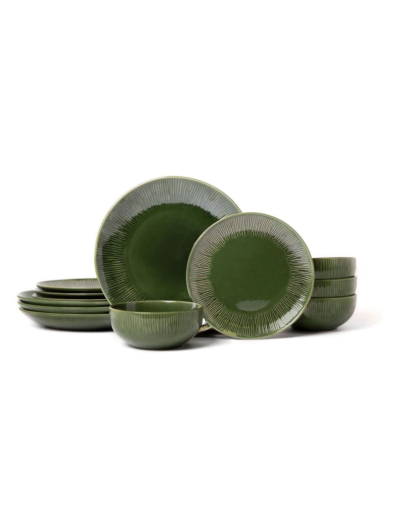 Mikasa Green Jardin ceramic dinner set 12 piece, imported from the UK
