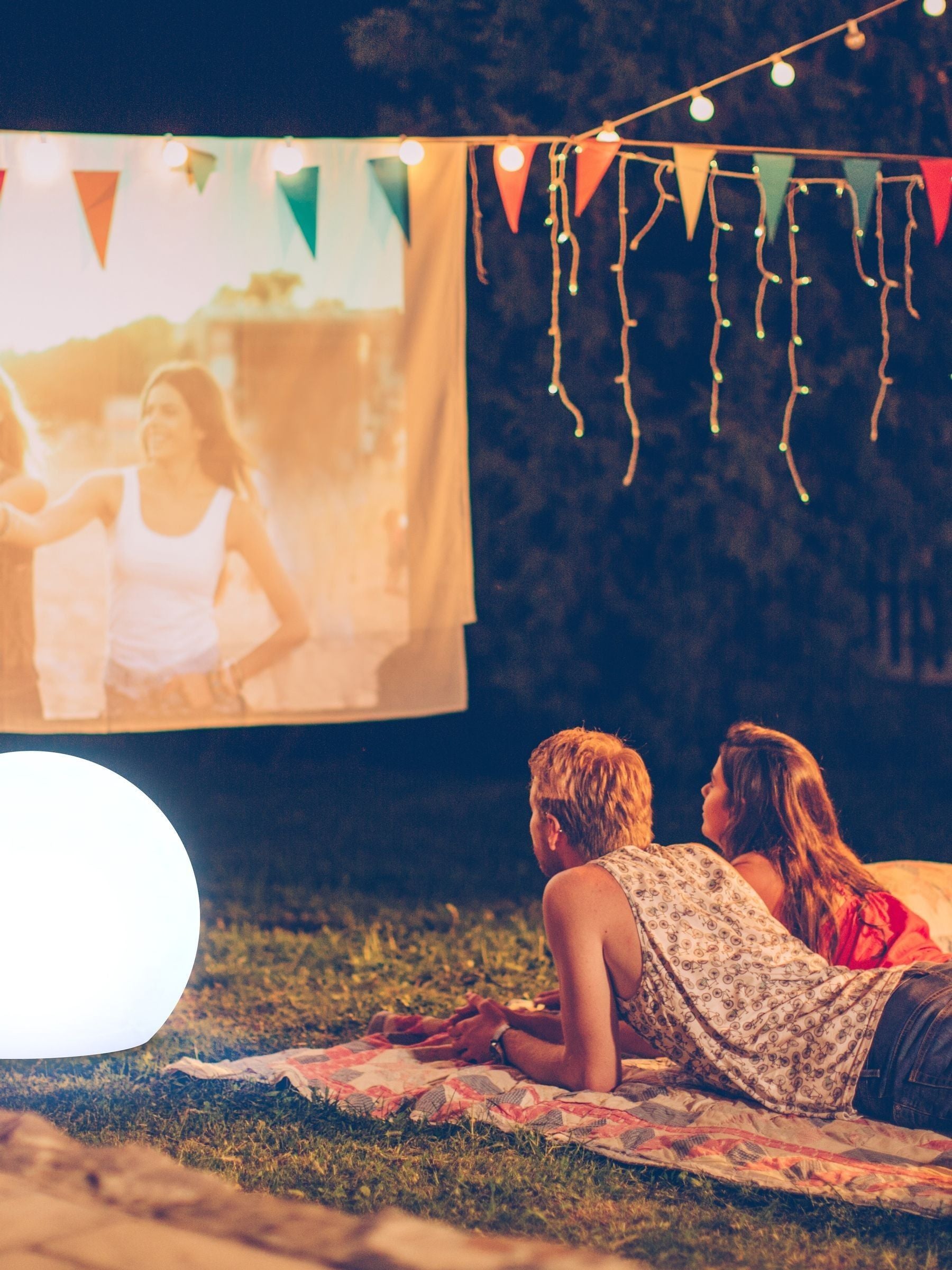 New Garden outdoor white lighted ball 60cm, UK version
