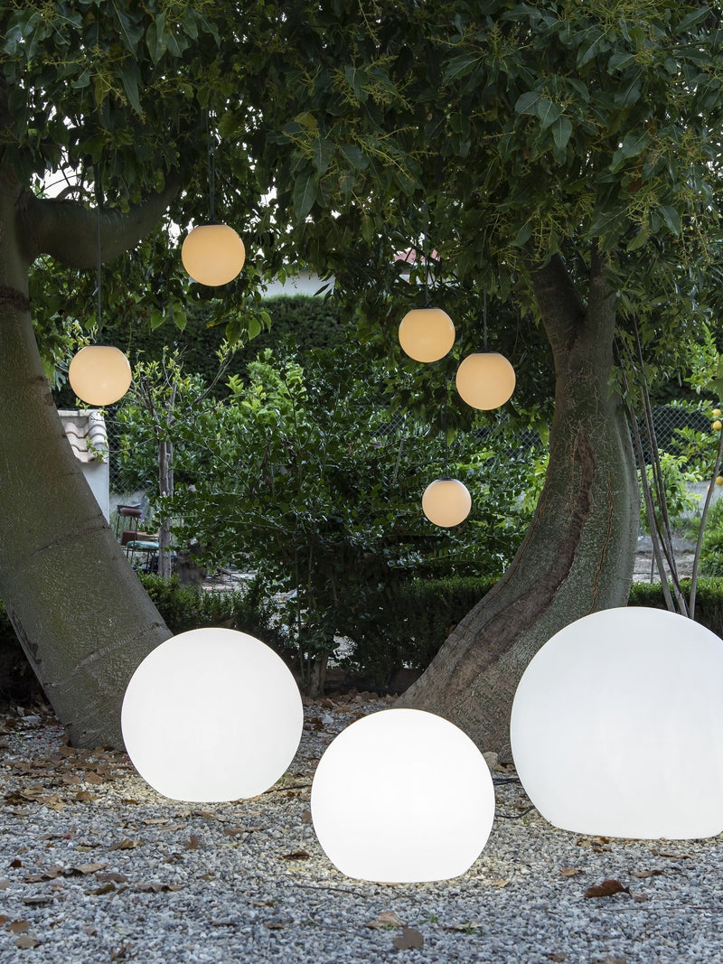 New Garden white outdoor lighted ball 50cm (British brand)