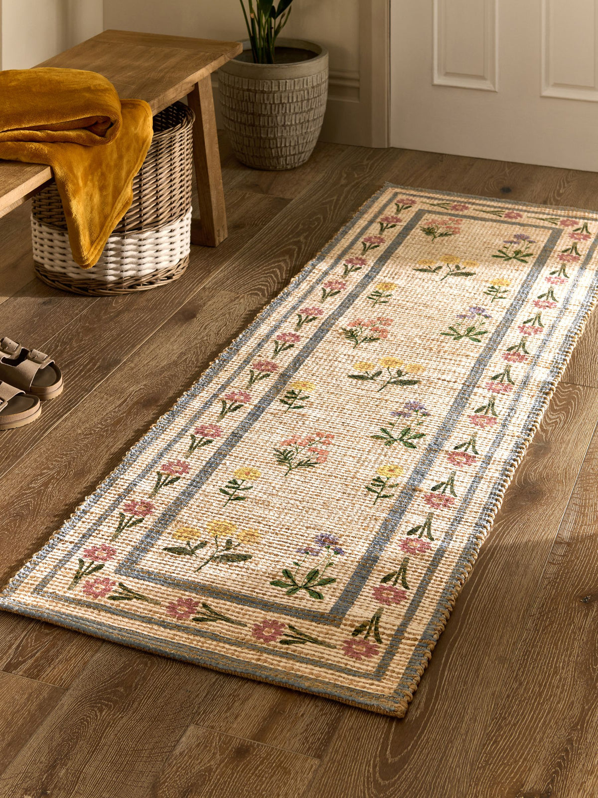 Natural MAISIE floral border jute runner, imported from the UK