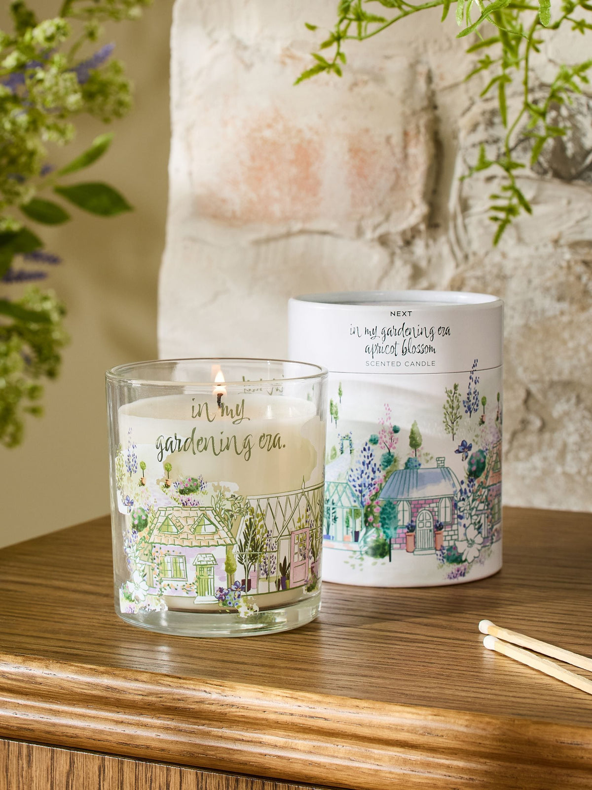 Apricot Blossom Green Floral Gardening Candle 9cm - British product