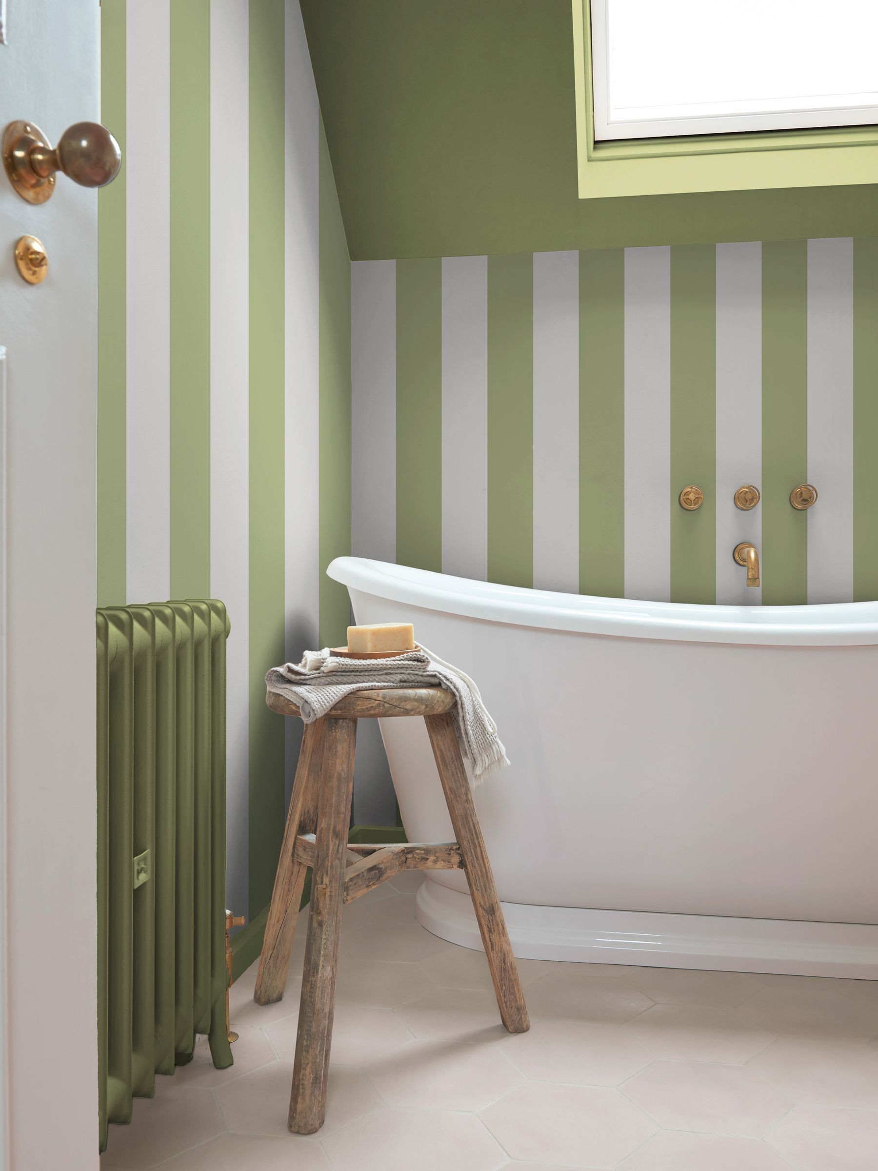 Graham & Brown Green Quartet A4 Wallpaper Sample