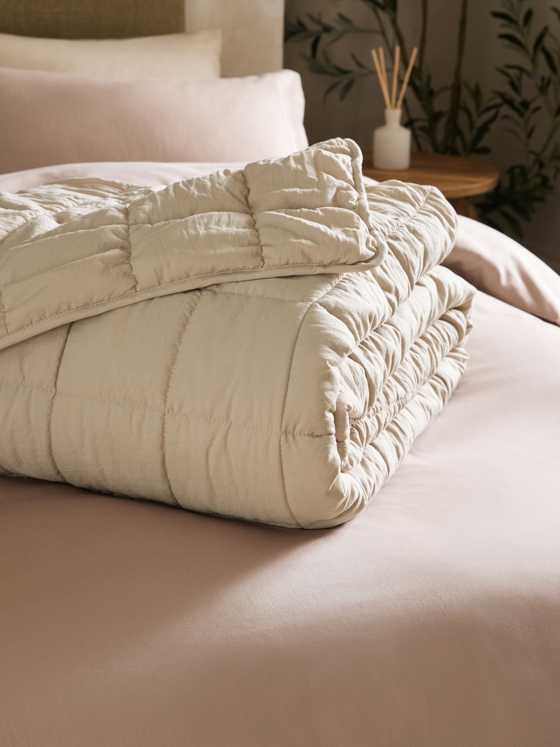 Natural Darcie pink quilted bedspread recycled polyester (British brand)