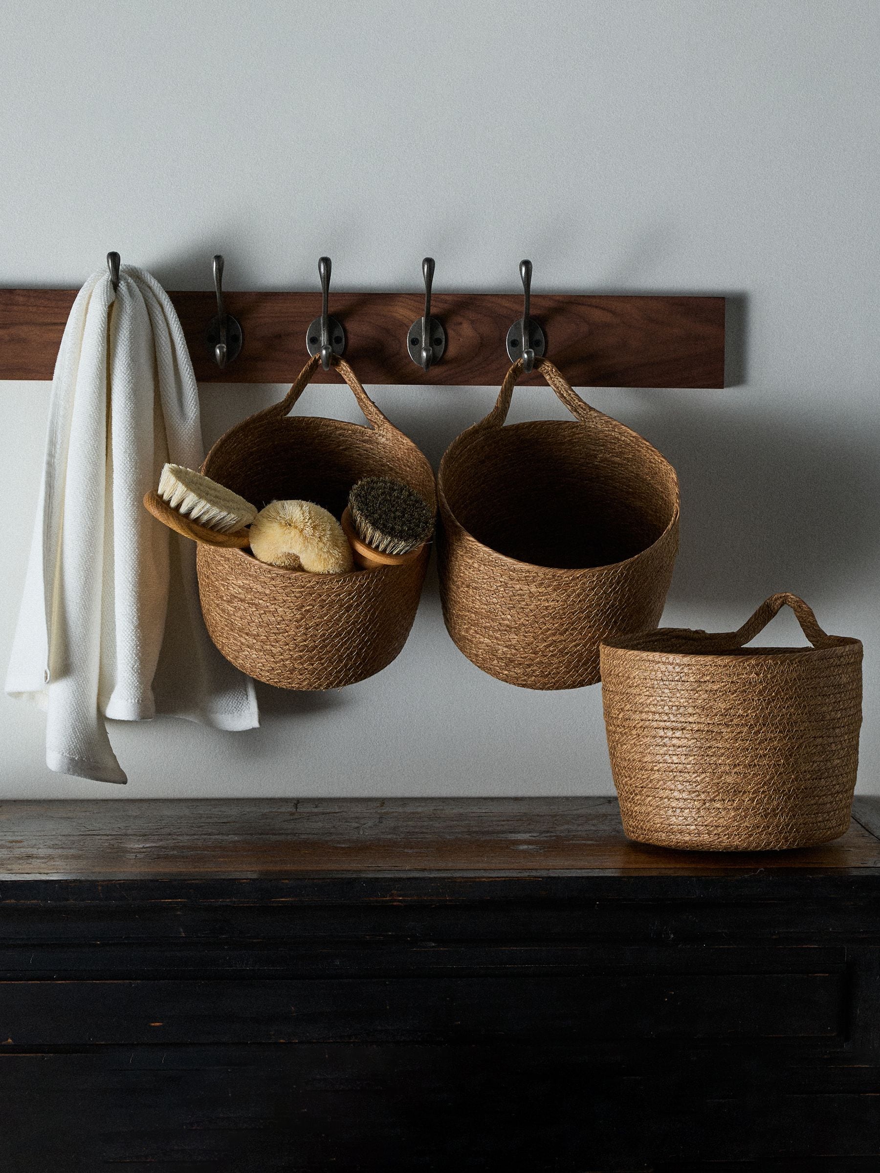 Natural hanging storage baskets 3 pack, UK version