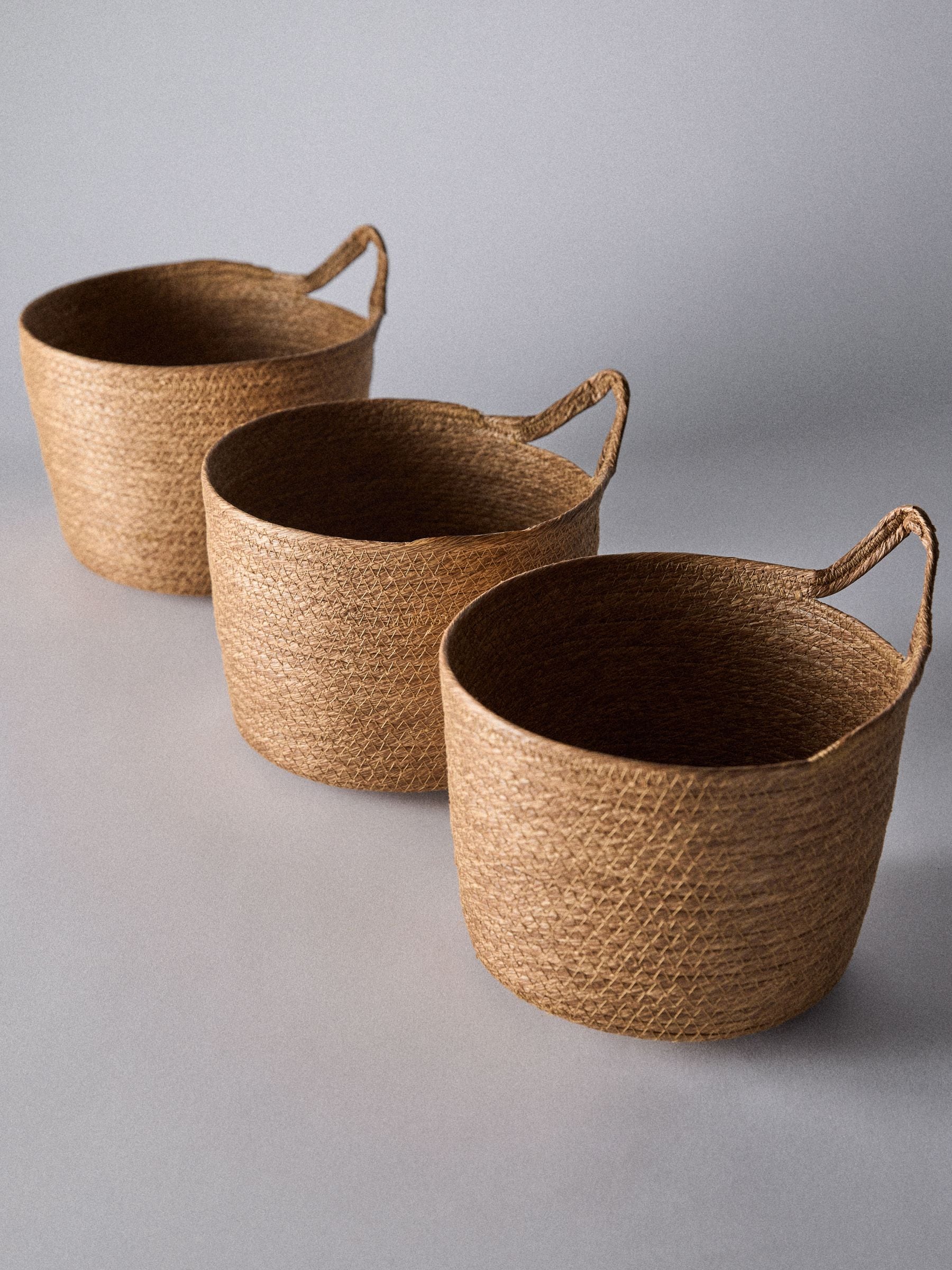 Natural hanging storage baskets 3 pack, UK version