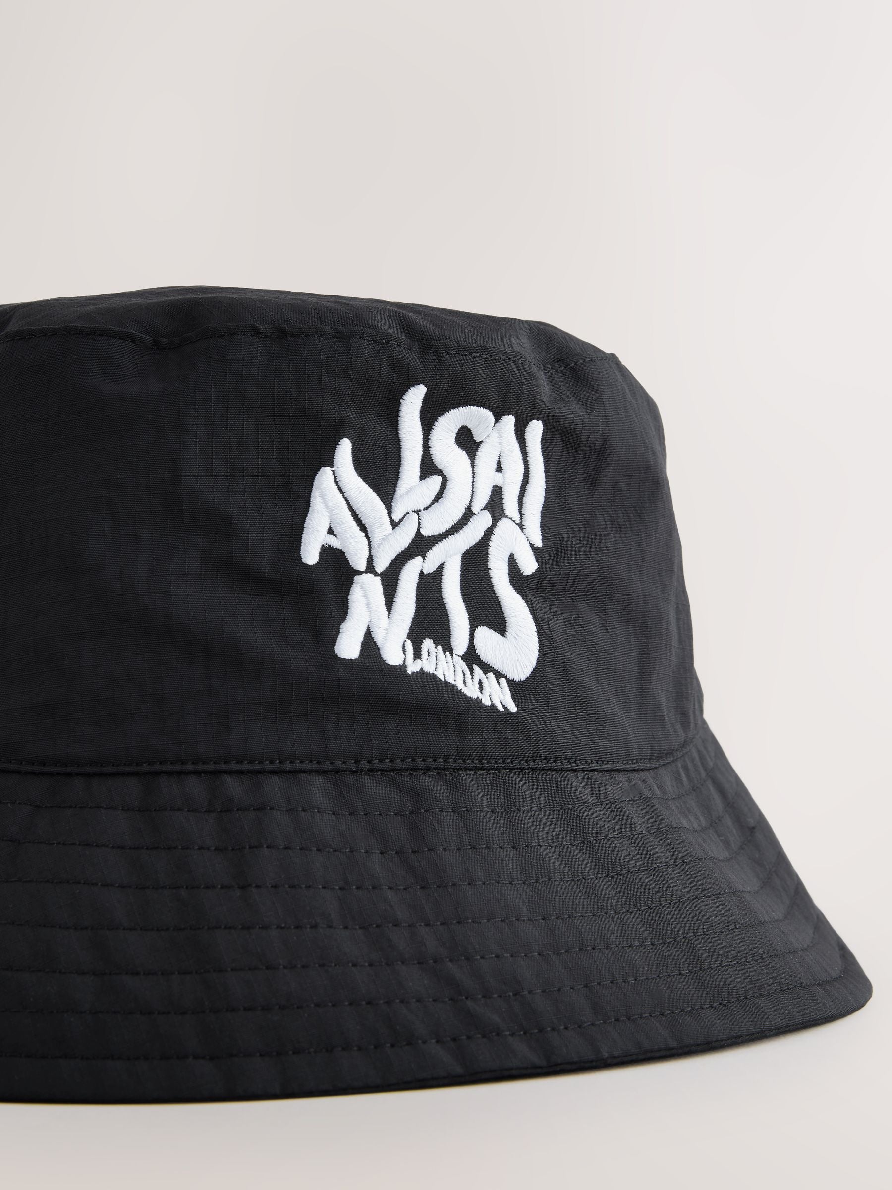 smALLSAINTS bucket hat Black Orlando Logo (British brand)