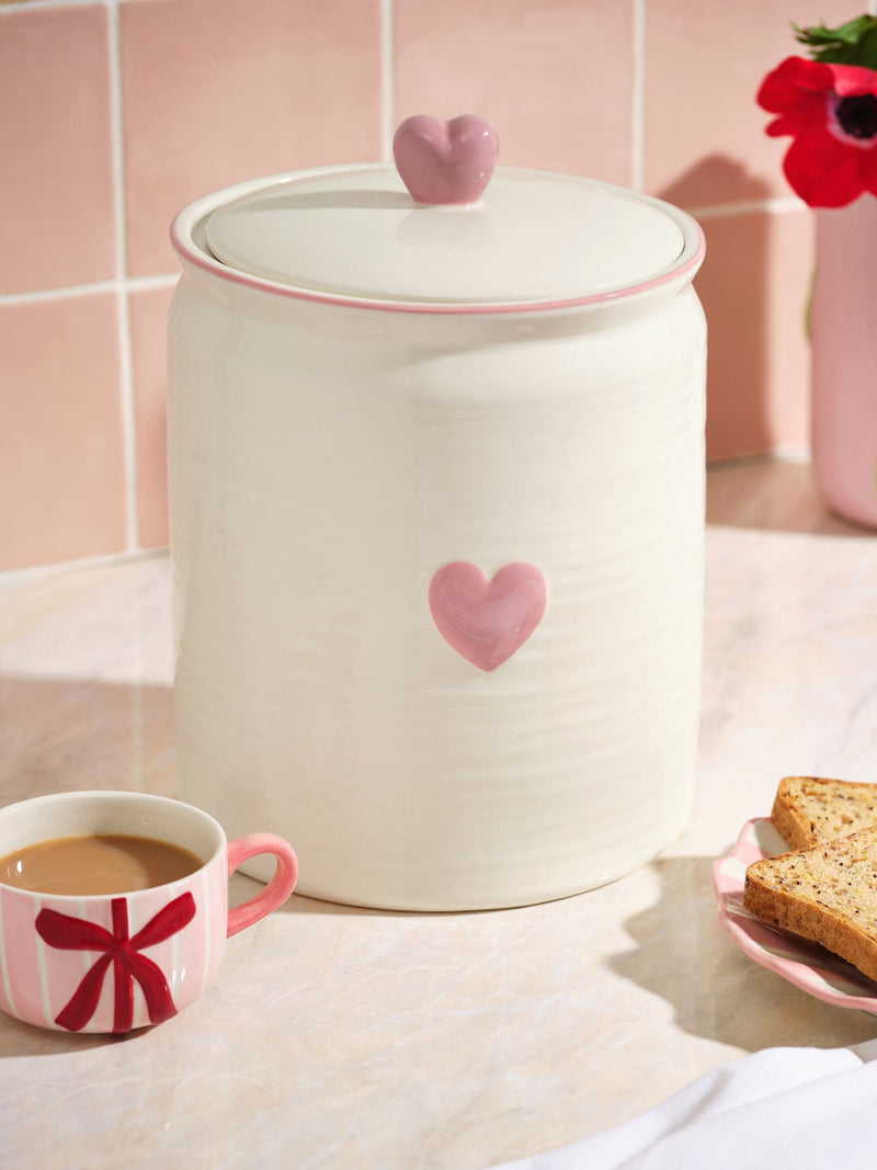 Pink Heart ceramic bread bin with heart handle (British brand)