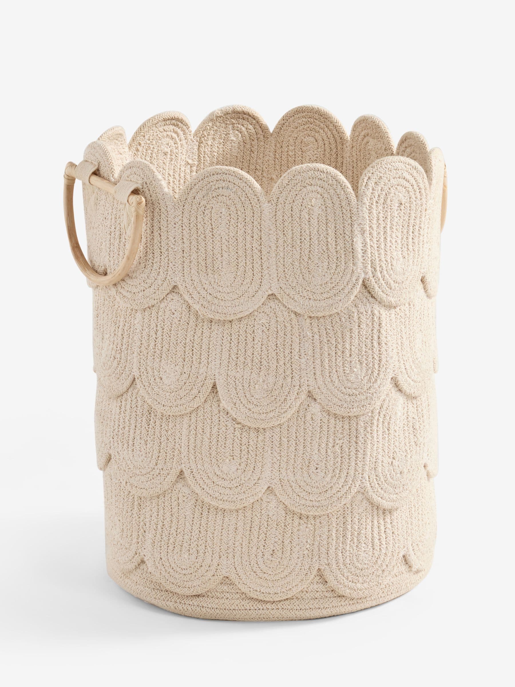 Neutral swirl rope storage basket with bamboo handles, UK version