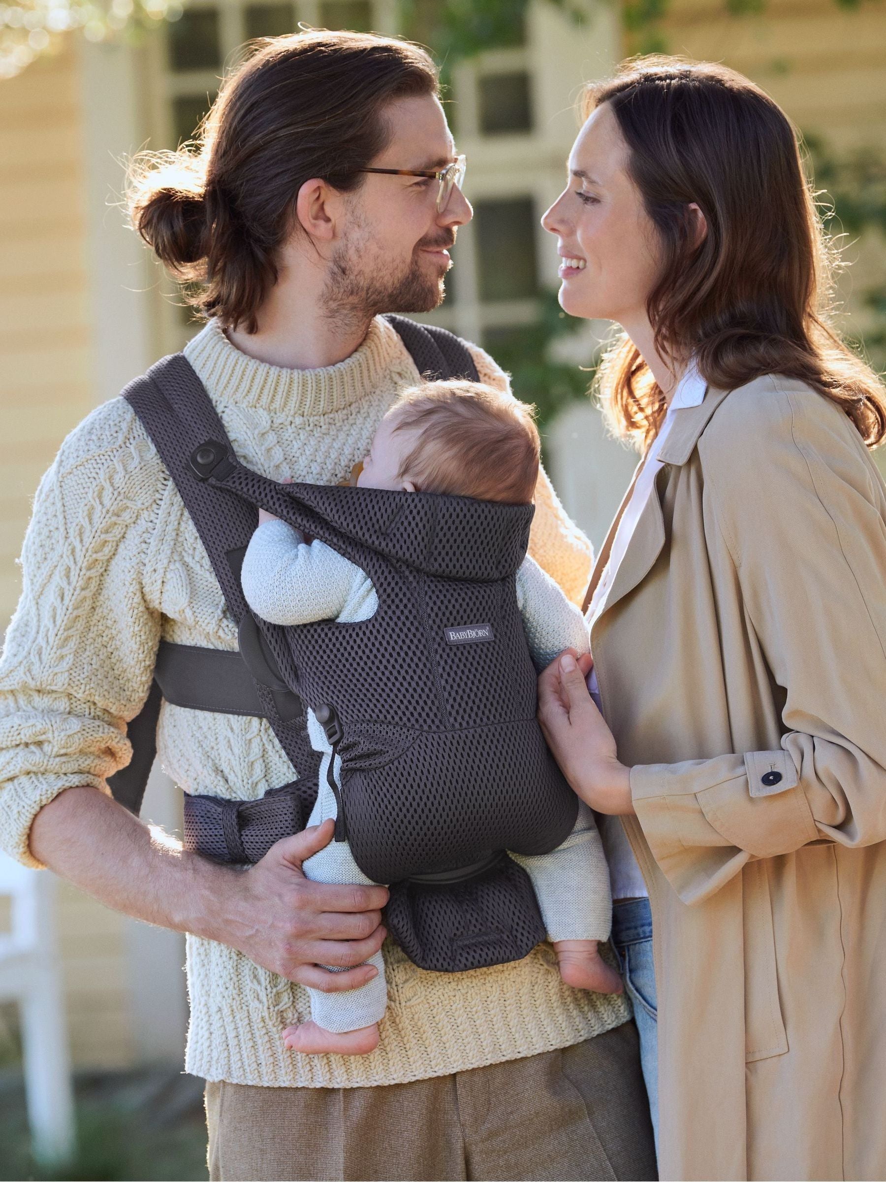 BabyBjörn Move baby carrier anthracite grey 3D mesh, UK version