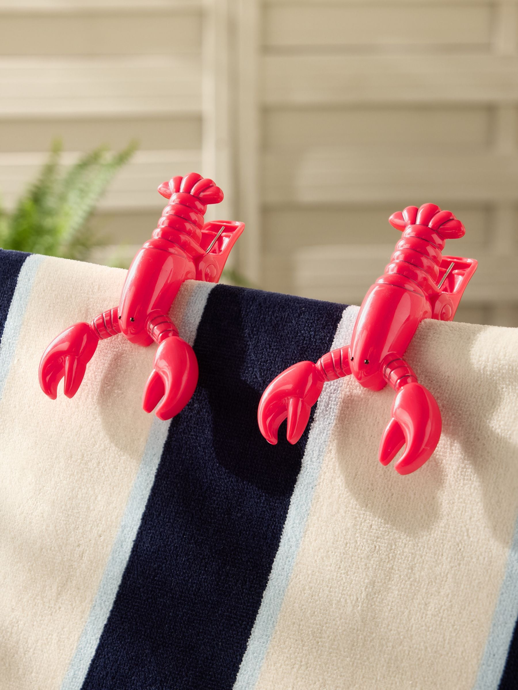 Red Lobster Beach Towel Clips 2 Pack