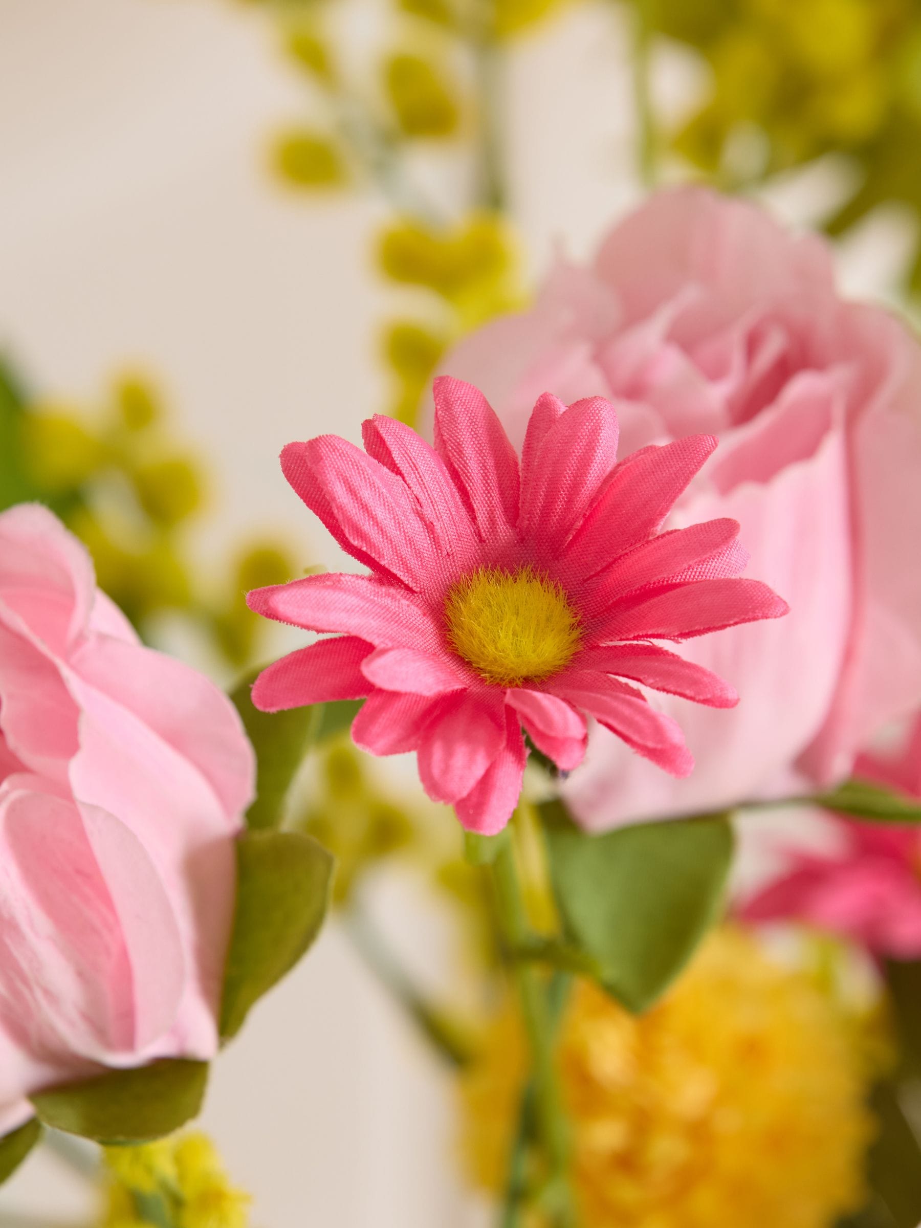 Lucy Tiffney pink artificial sunflower bunch 65cm, UK version