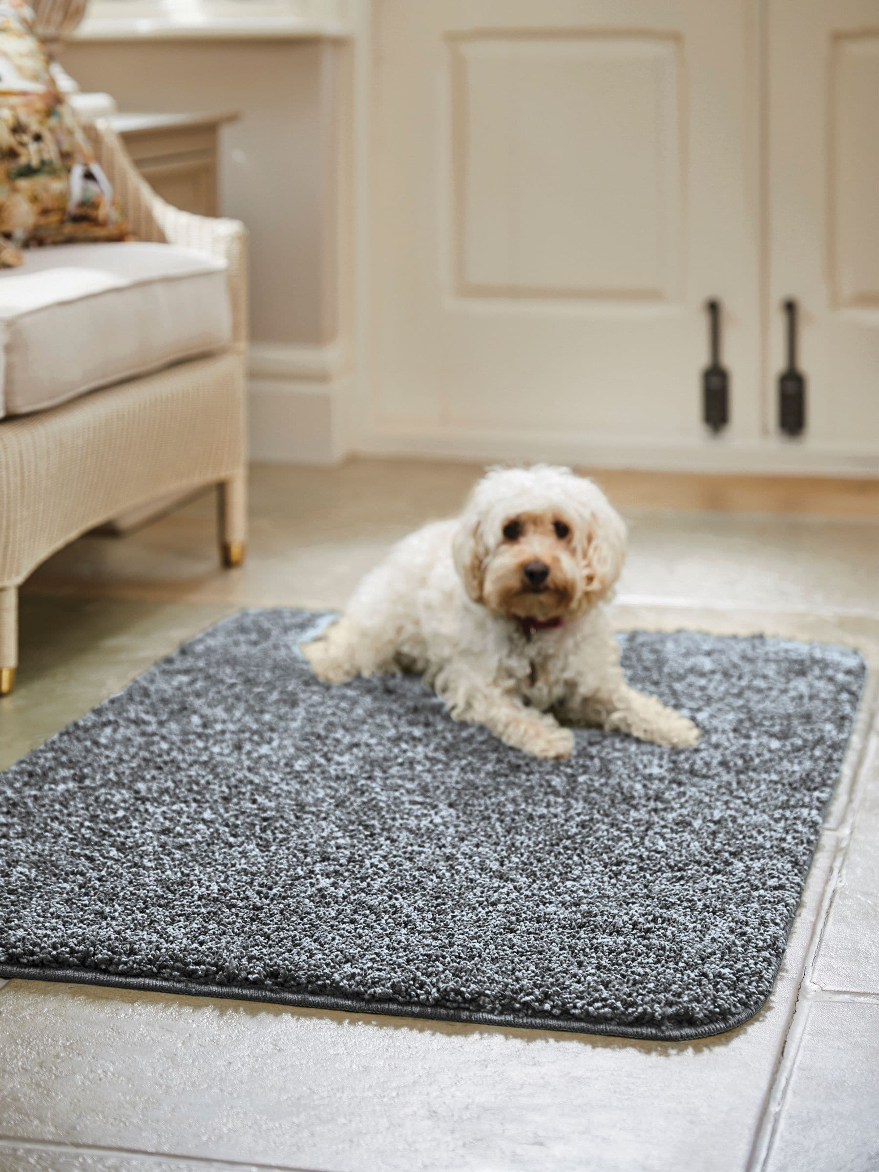 Howler & Scratch Ghost Grey Shaggy Pet Mat