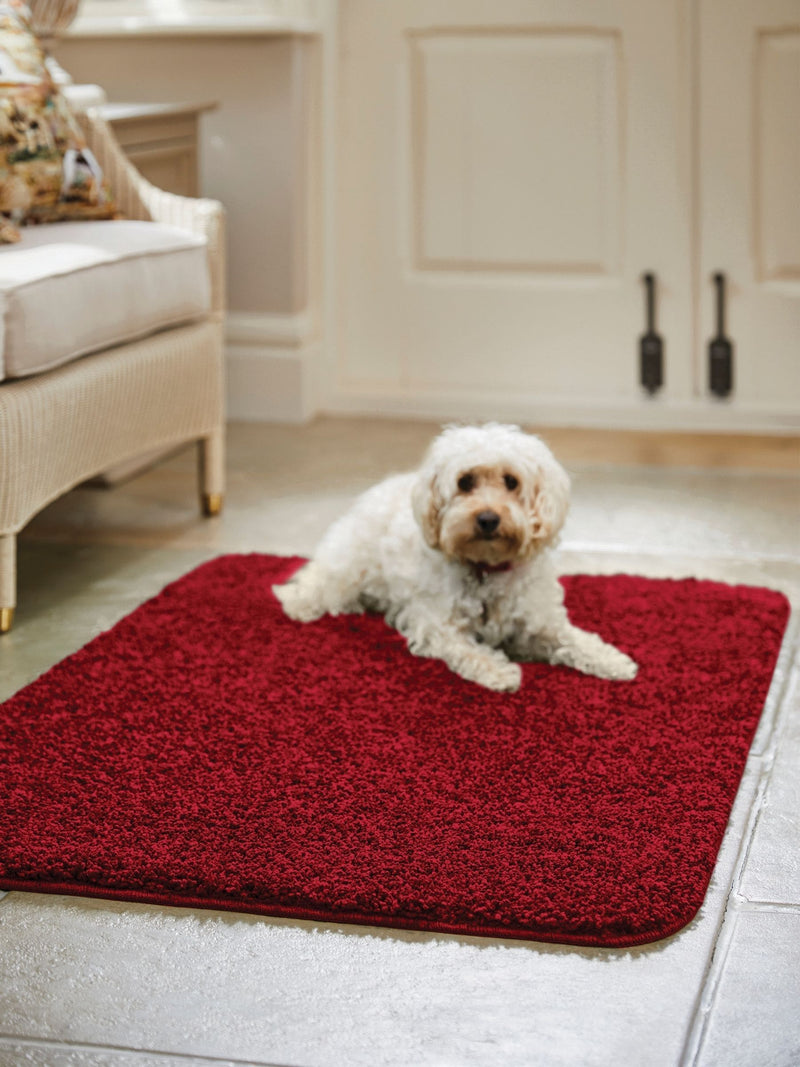 Howler & Scratch Red Shaggy Pet Mat
