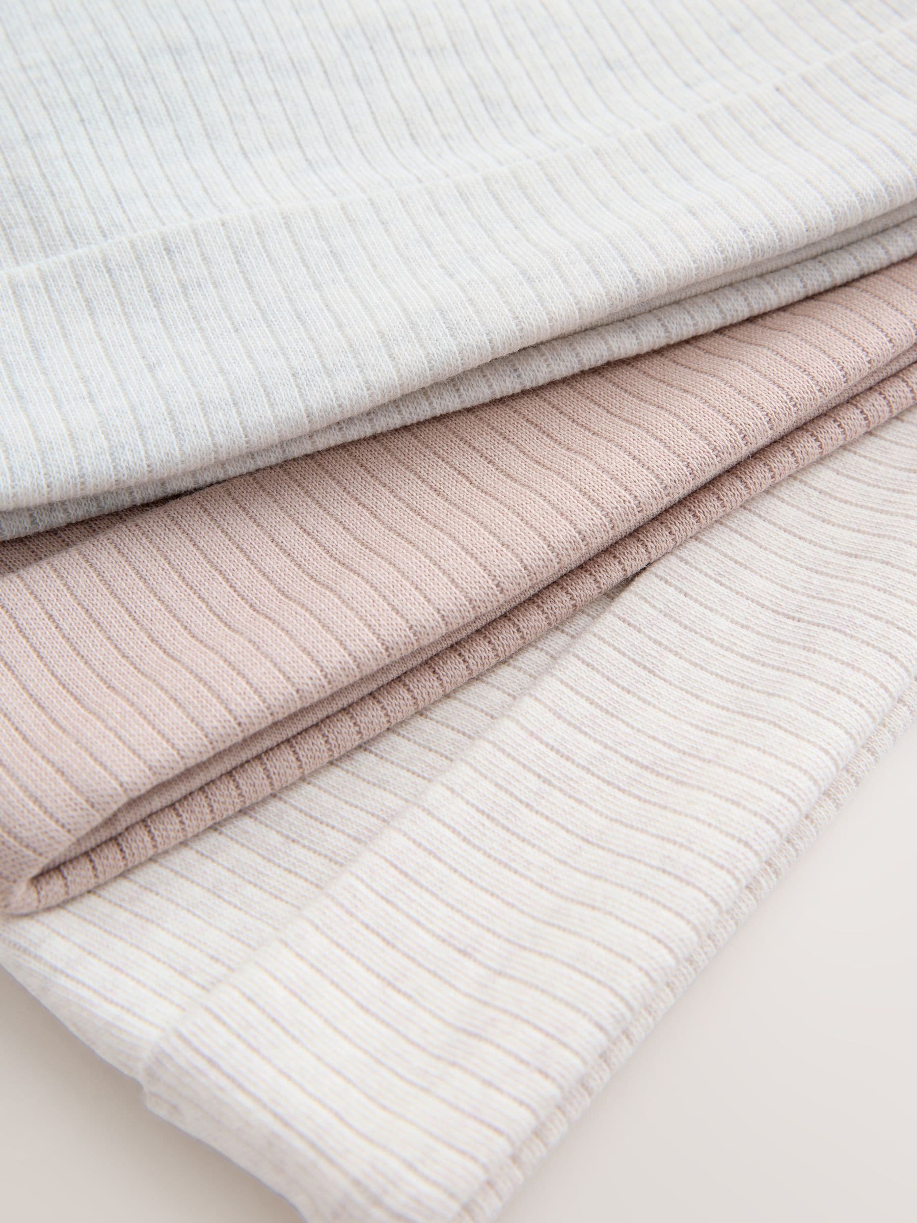 Baby beanies 3 pack neutral 0-12mths (British brand)