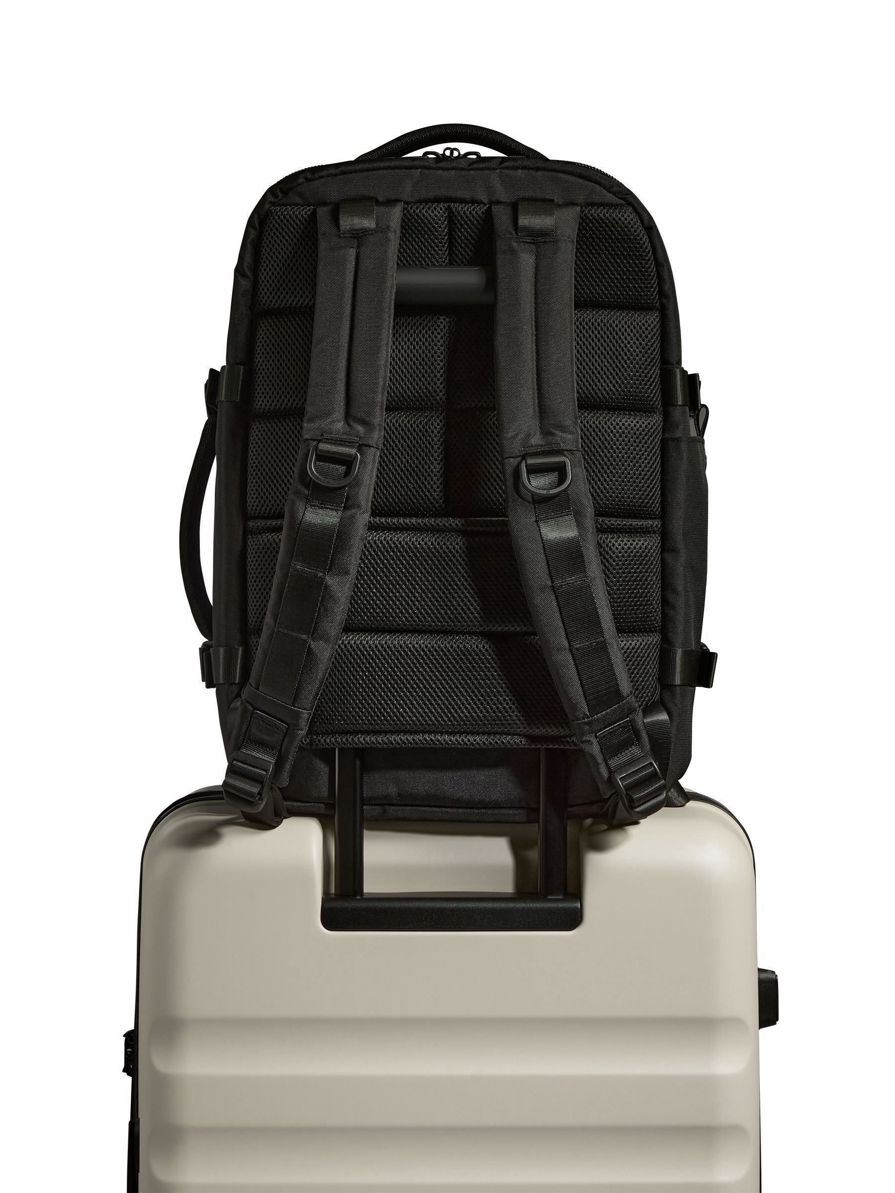 Antler black Discovery Backpack 28L, UK version
