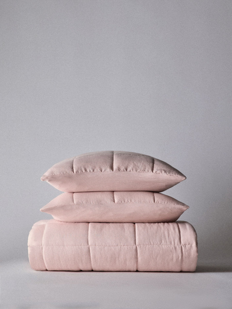 The Set 3 Piece Pink Quilted Bedspread and Cushion Covers