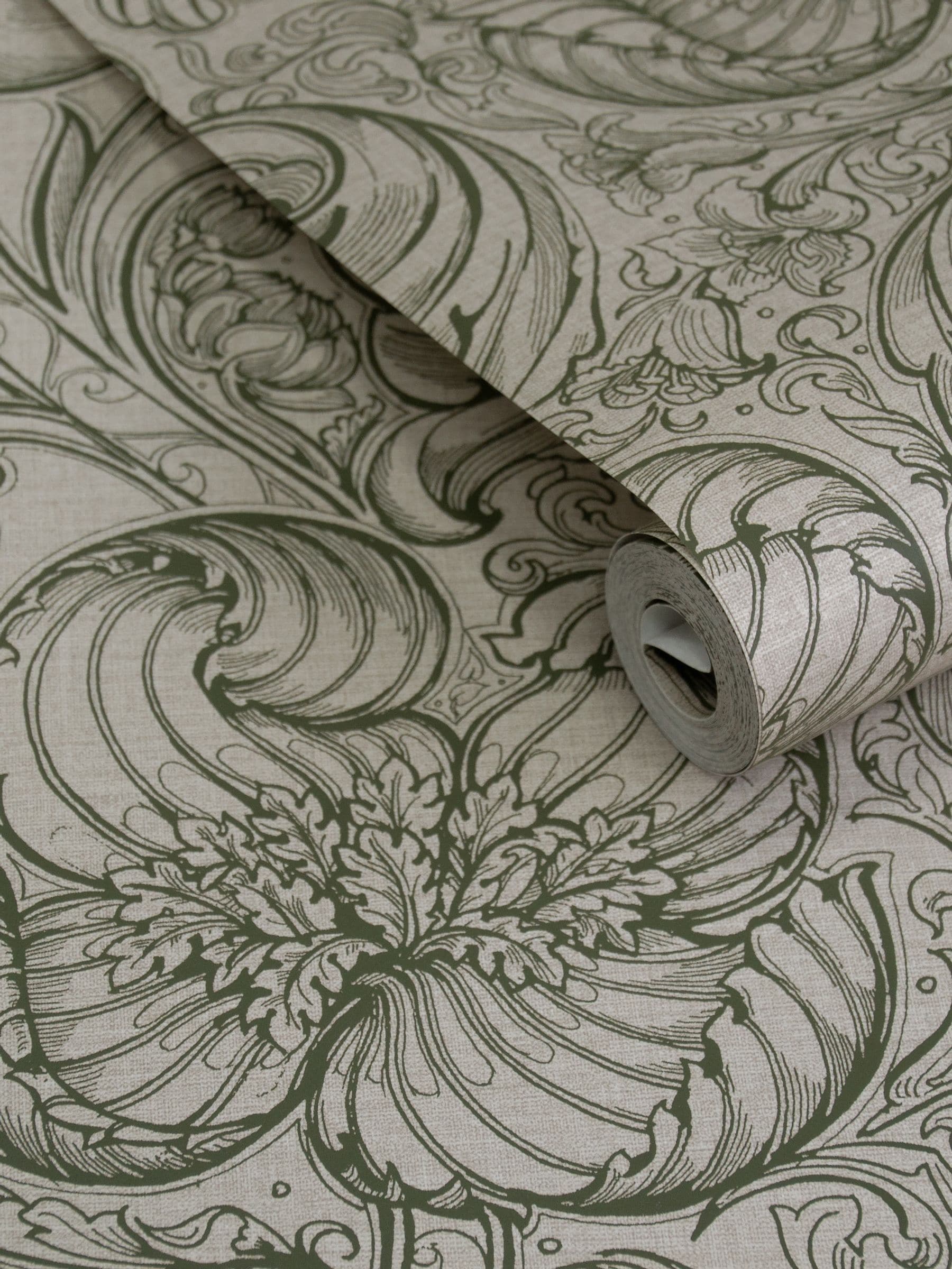 Laurence Llewelyn-Bowen floral wallpaper sample A4 - British product