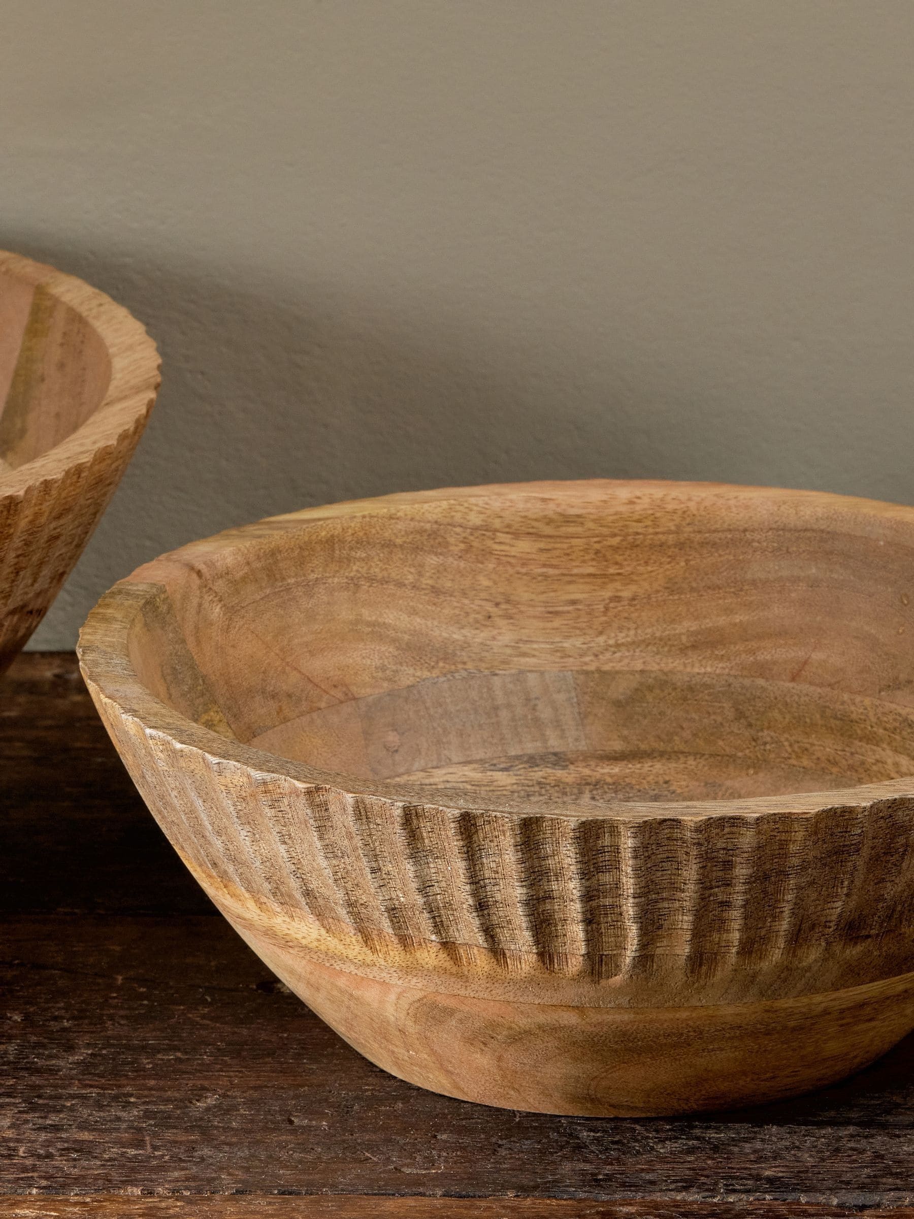 Nkuku Gavivi mango wood serving bowl (British brand)