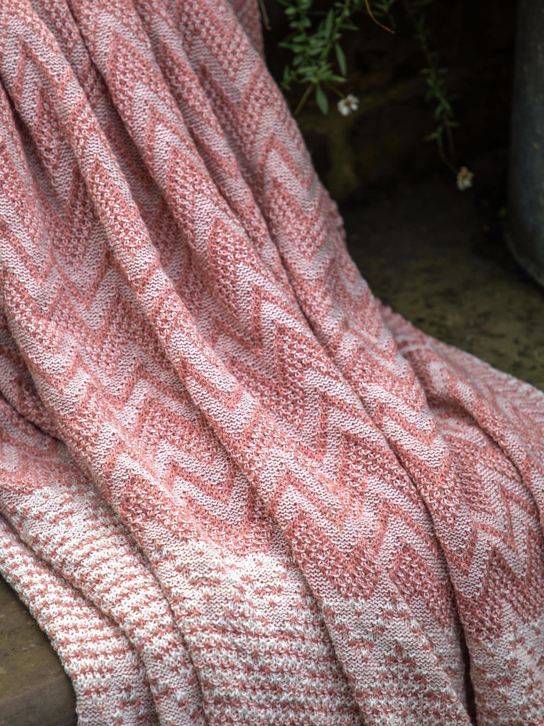 Gallery Home Orange Lumi Herringbone Throw, UK version