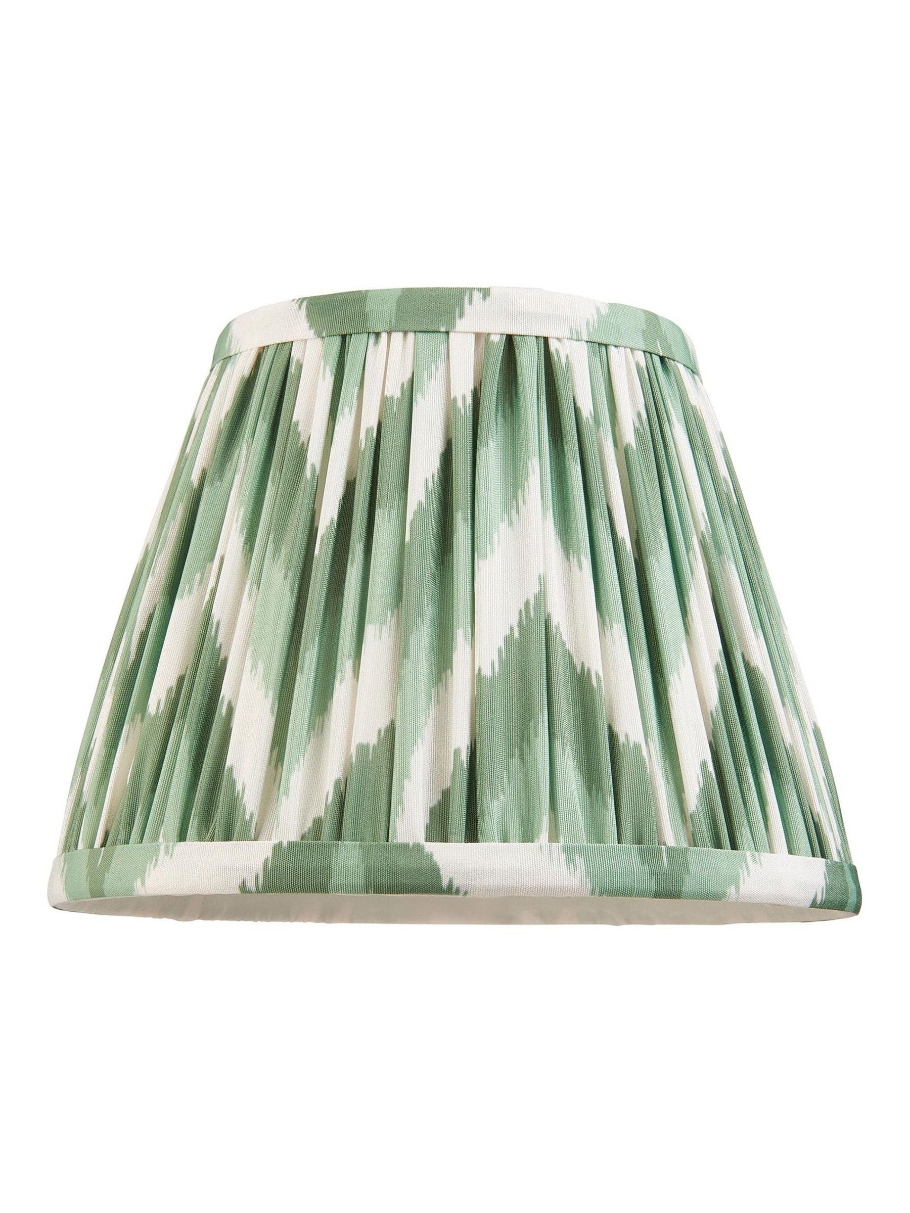 Gallery Home Cotswold green zigzag printed fabric shade 20cm - British product