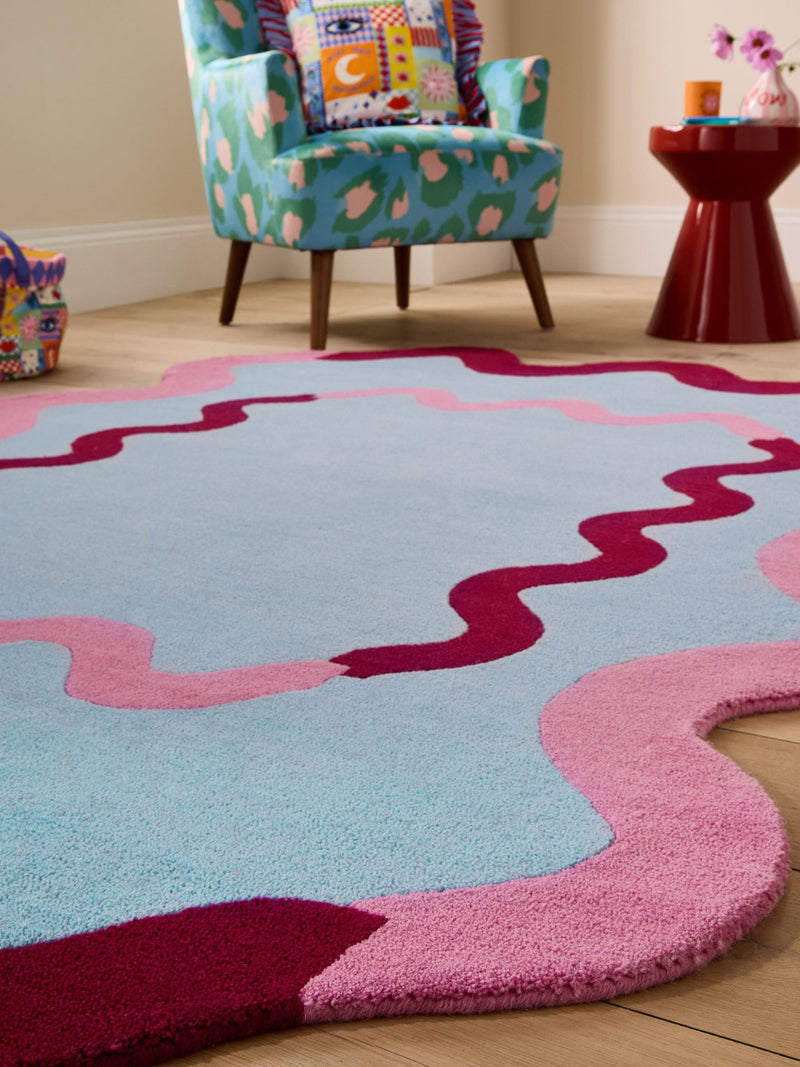 Eleanor Bowmer rug blue wiggle border wool tufted - British product