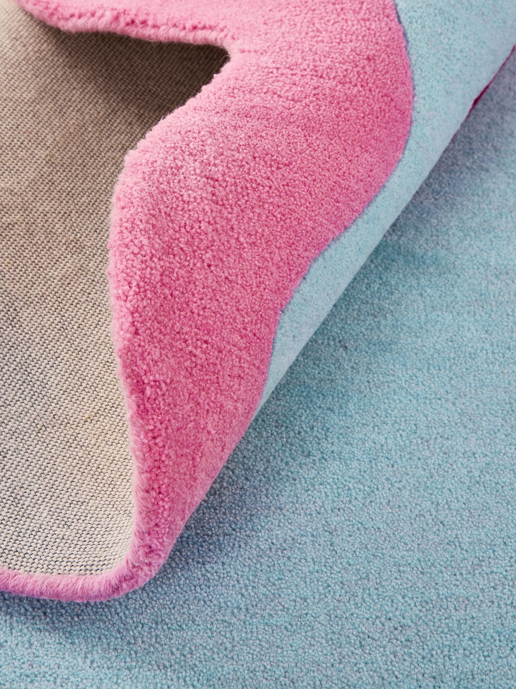 Eleanor Bowmer rug blue wiggle border wool tufted - British product
