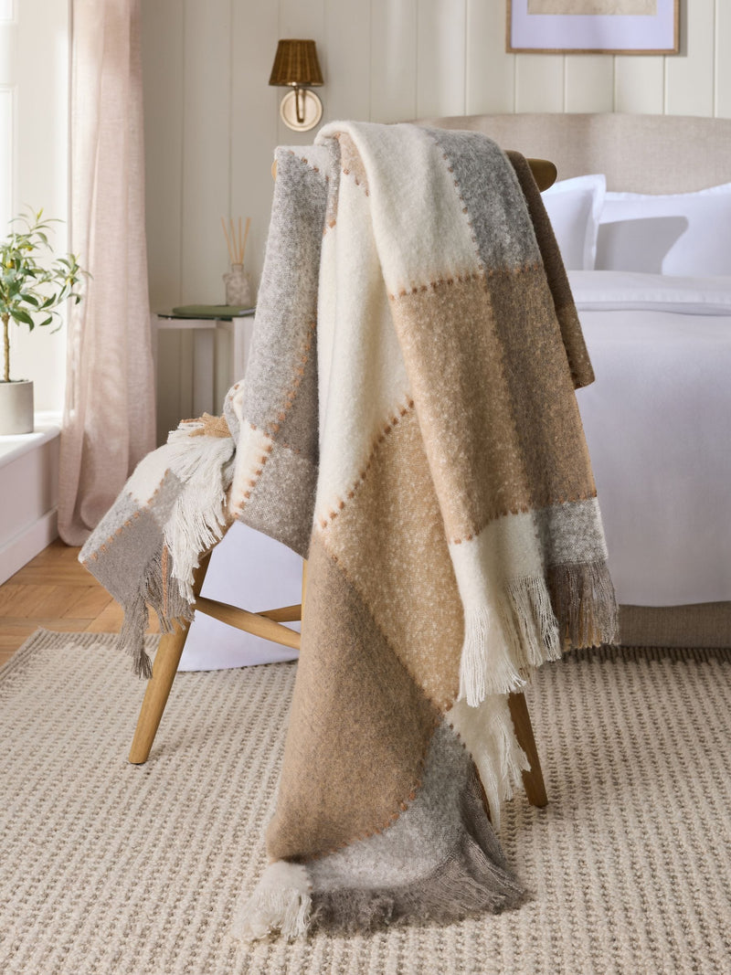 Cosy check throw natural colour with fringe edge - British product