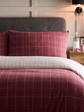 Dreams & Drapes Burgundy Wynn duvet cover set - British product
