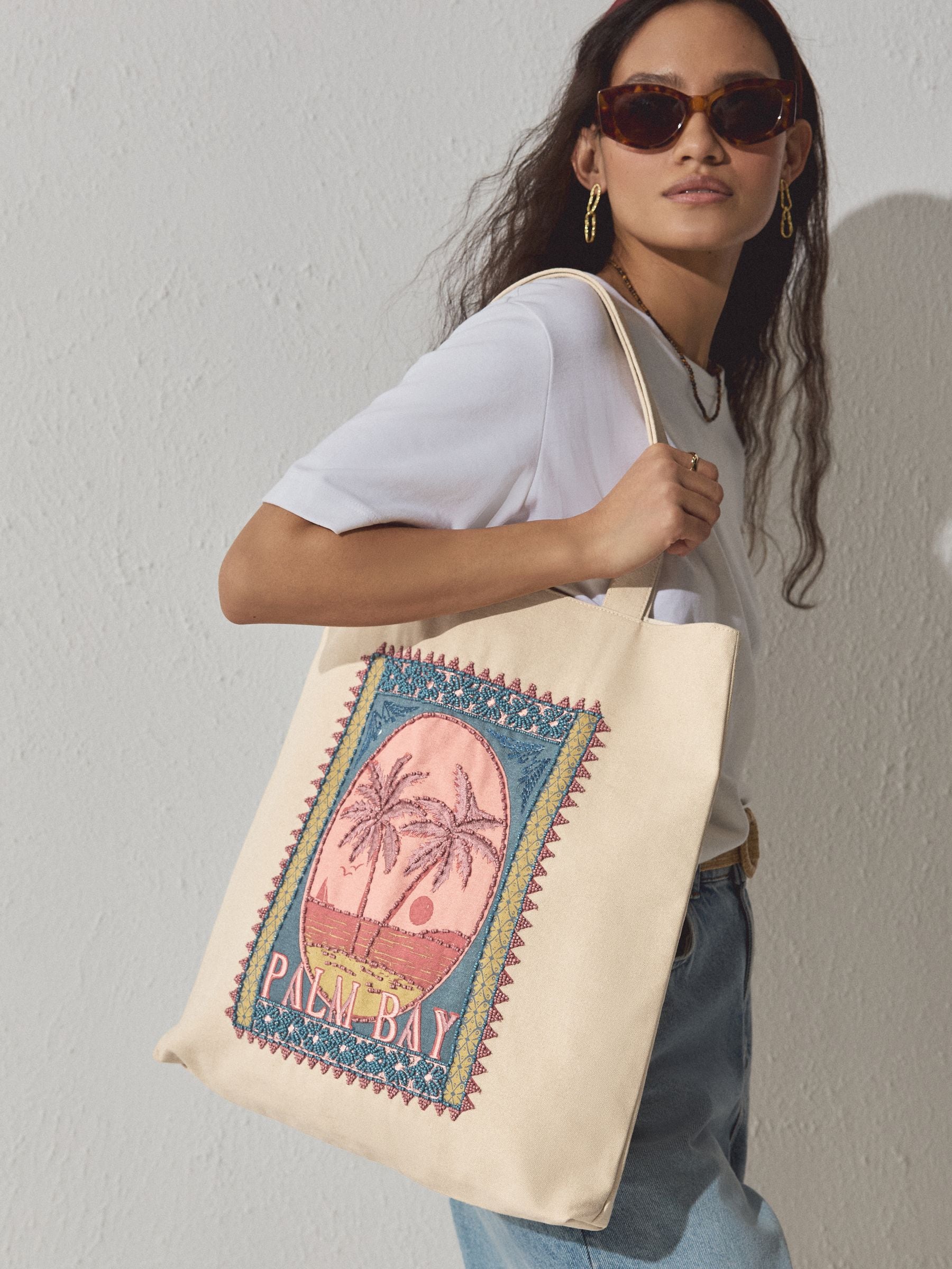 Print cotton embellished bag 43x40cm (British brand)