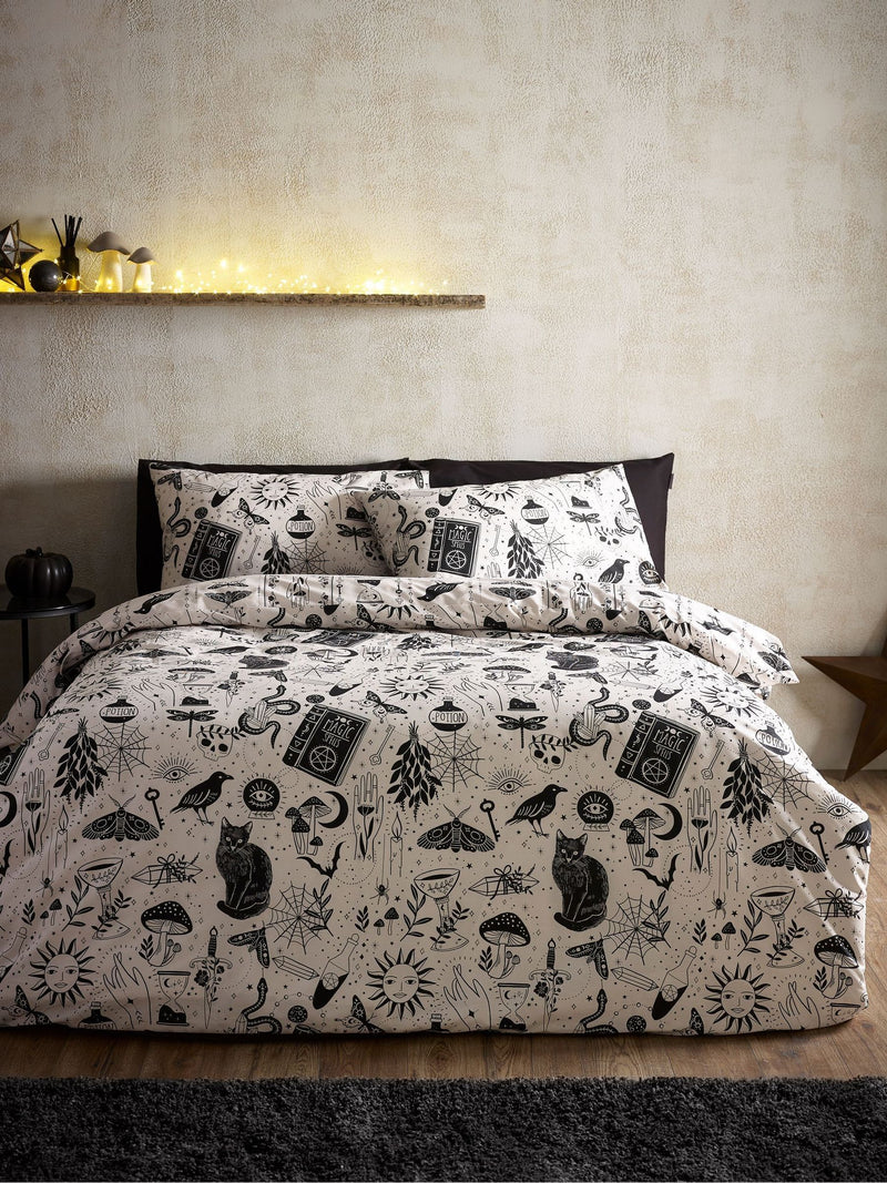 Catherine Lansfield Black/Natural Enchanted Witchcraft Reversible Duvet Cover Set - British product