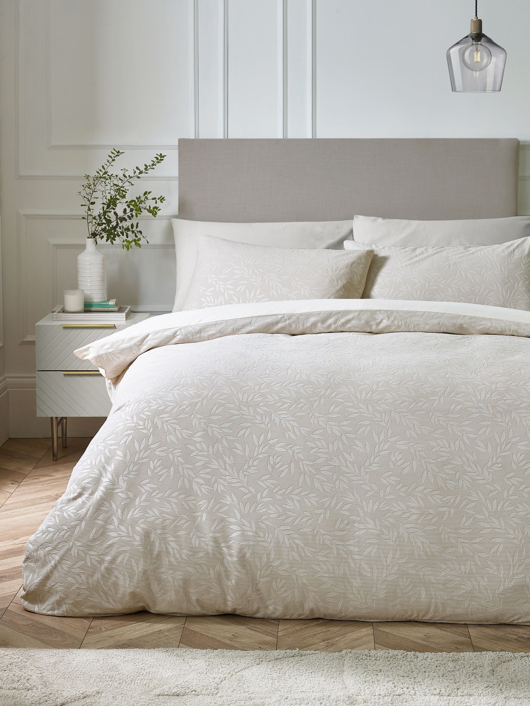 Catherine Lansfield champagne gold embossed leaves duvet set - British product