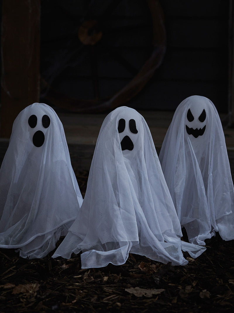Lights4fun 3 white ghost stake lights 40cm, imported from the UK