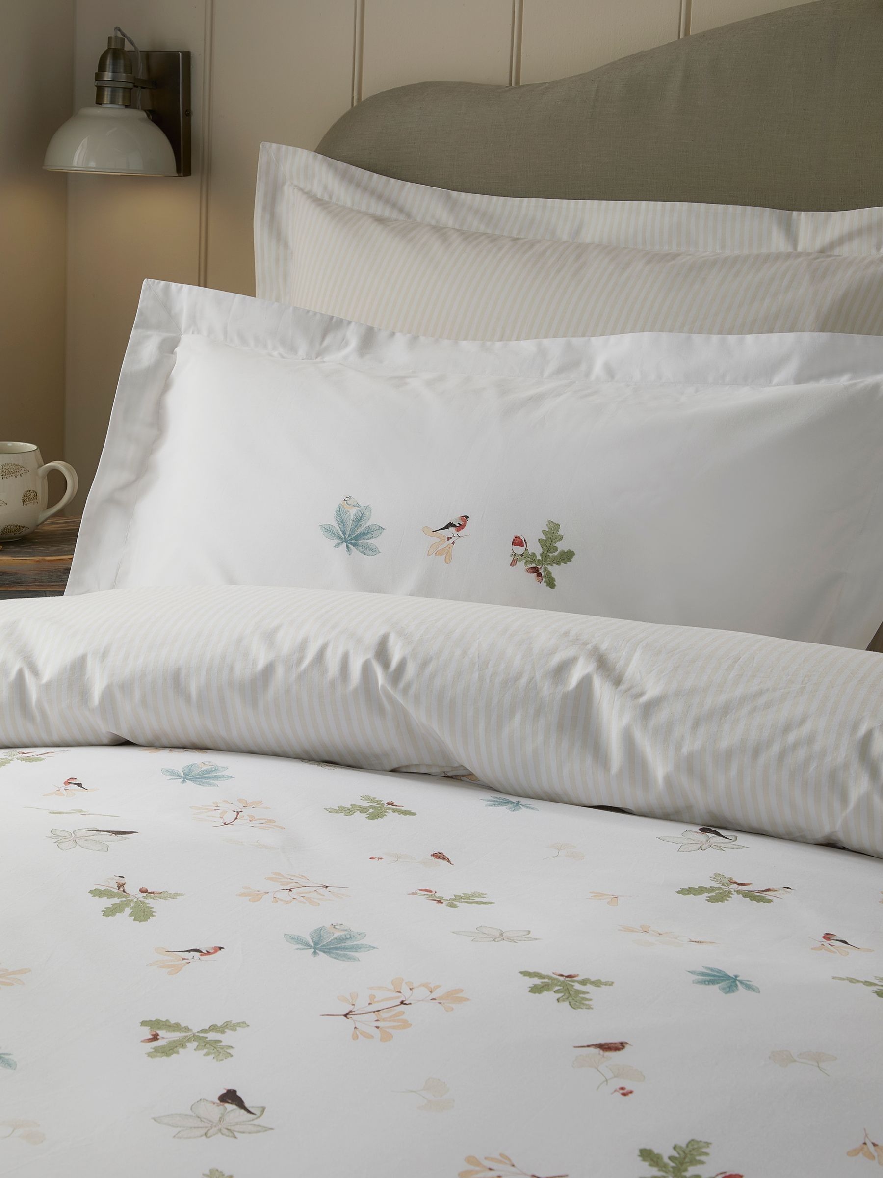 Sophie Allport White Orchard Birds 200 Thread Count Duvet Cover and Pillowcase Set