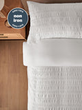 Silentnight White Textured Seersucker Duvet Set (British brand)