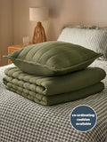 Silentnight green quilted bedspread 150x200cm (British brand)
