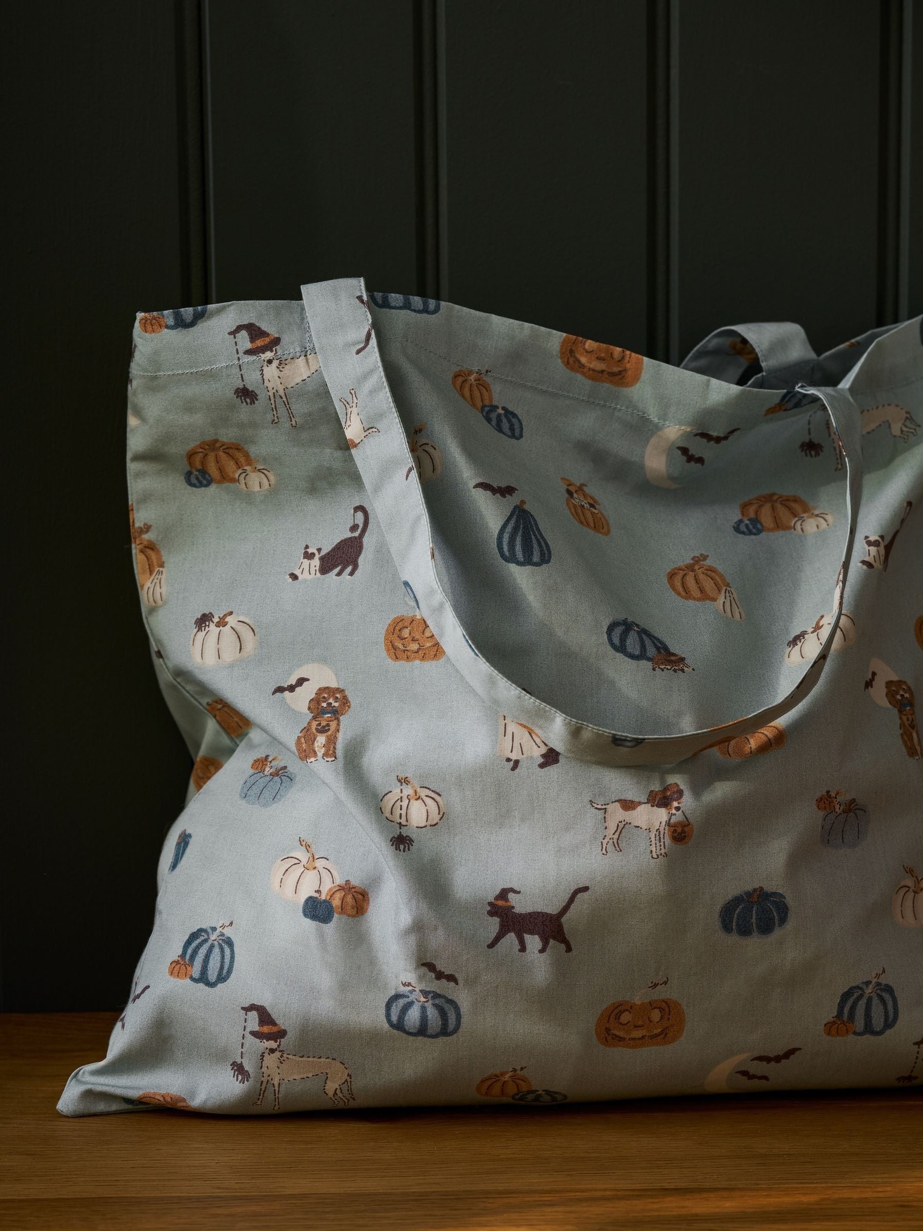 Sophie Allport folding shopping bag with soft teal Paws and Pumpkins design - British product