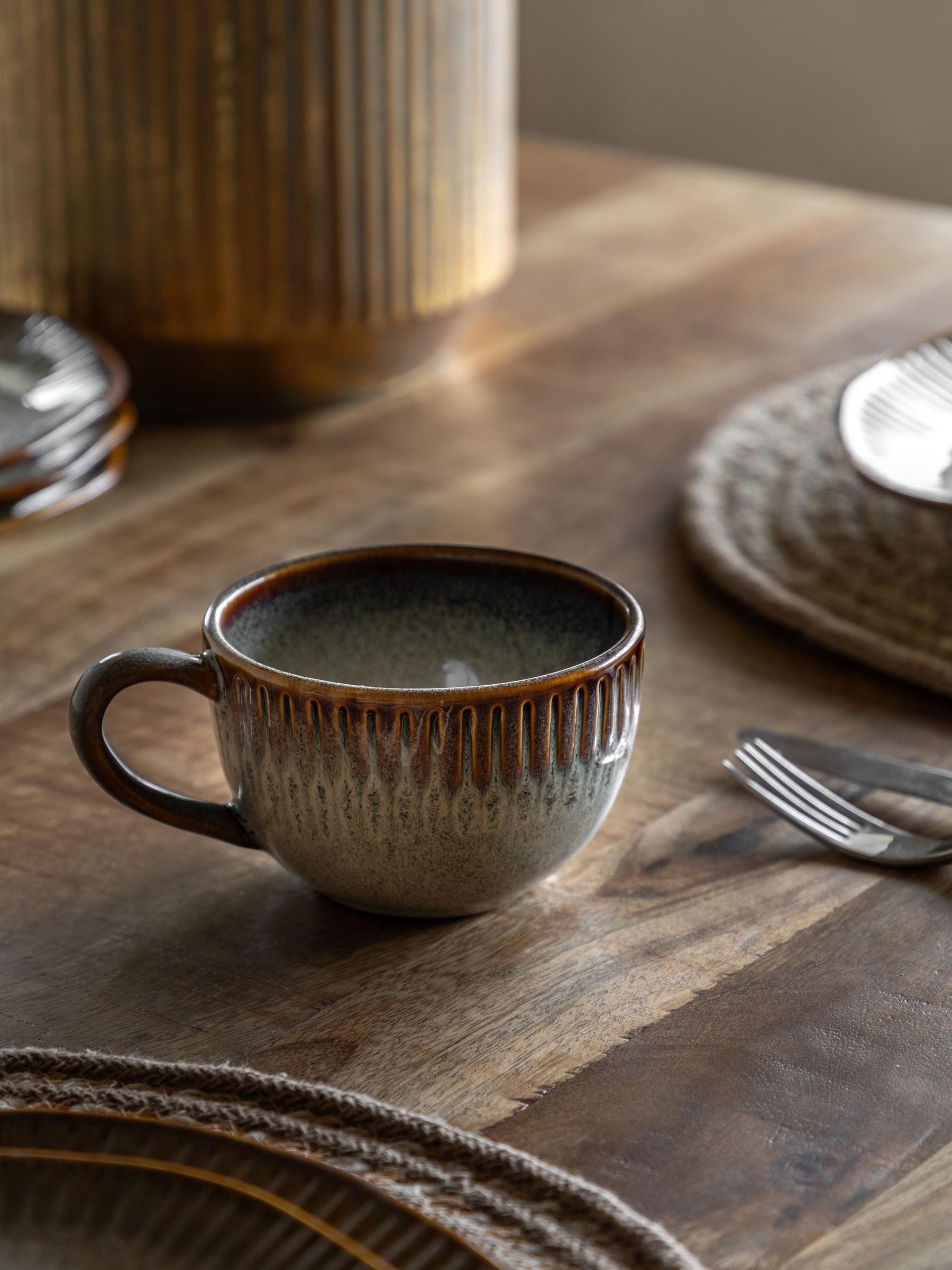 Gallery Home ceramic ridged mugs set of 4, UK version