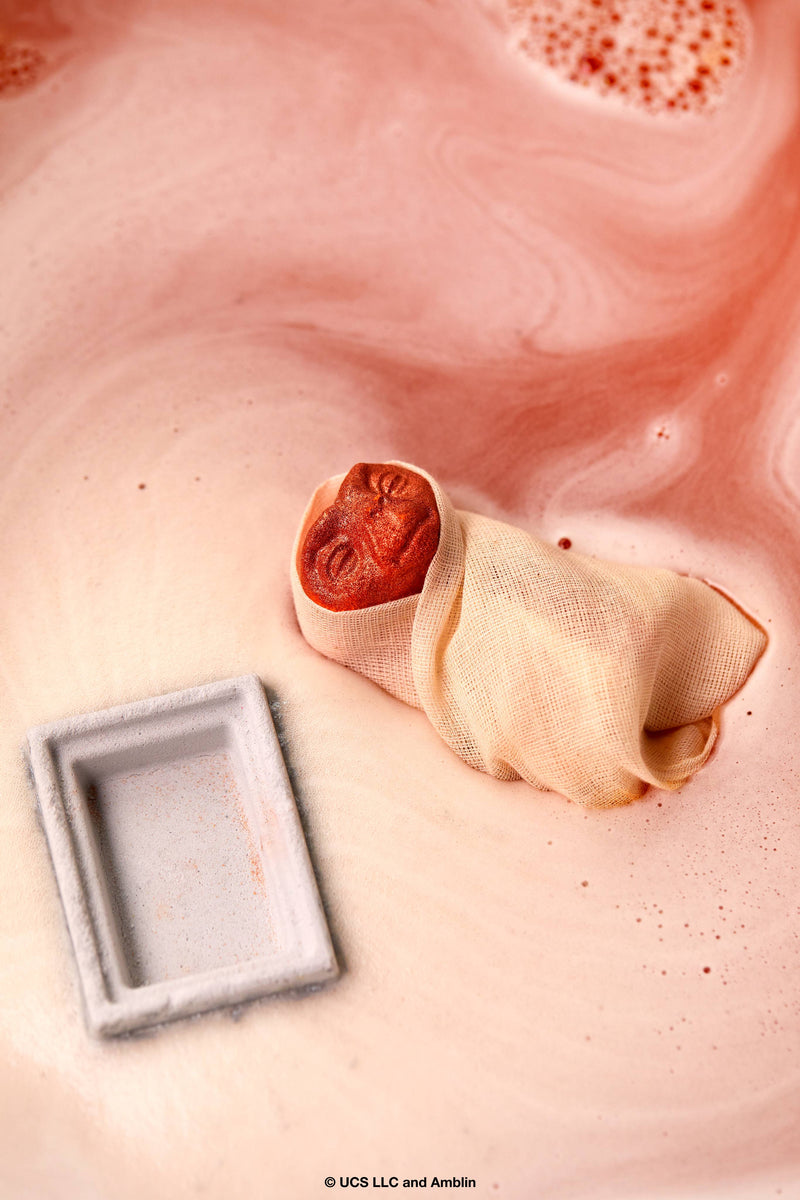 Lush E.T. bath bomb with sparkling citrus oils, UK version