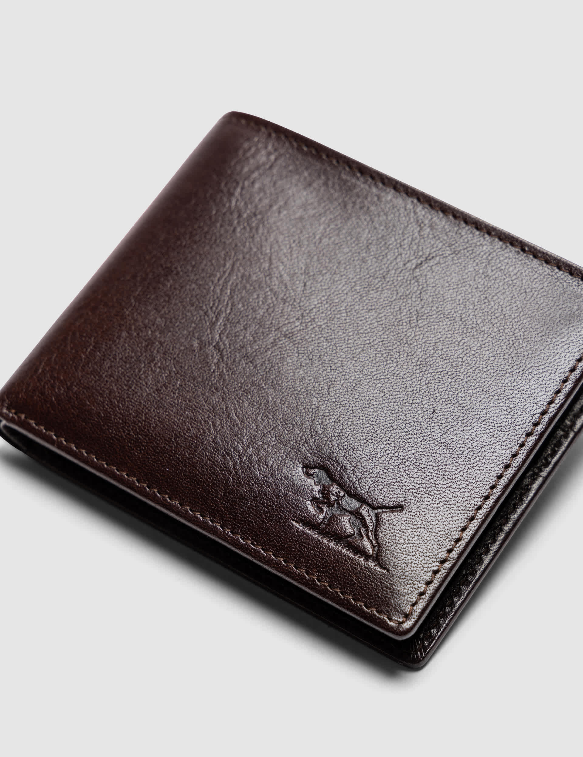 Rodd & Gunn Wakefield bi-fold leather wallet, imported from the UK
