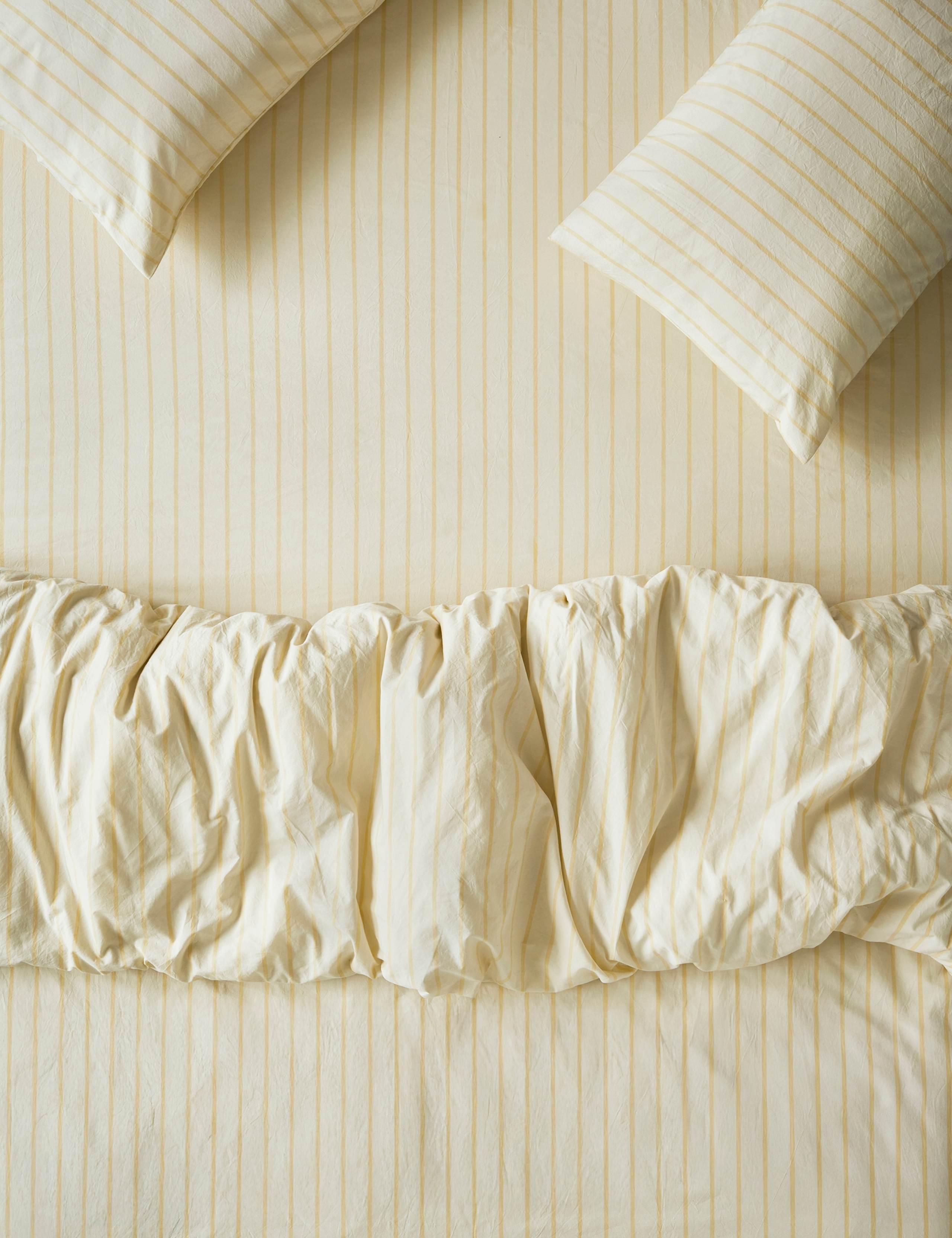 Piglet in Bed slumber stripe fitted sheet, UK version