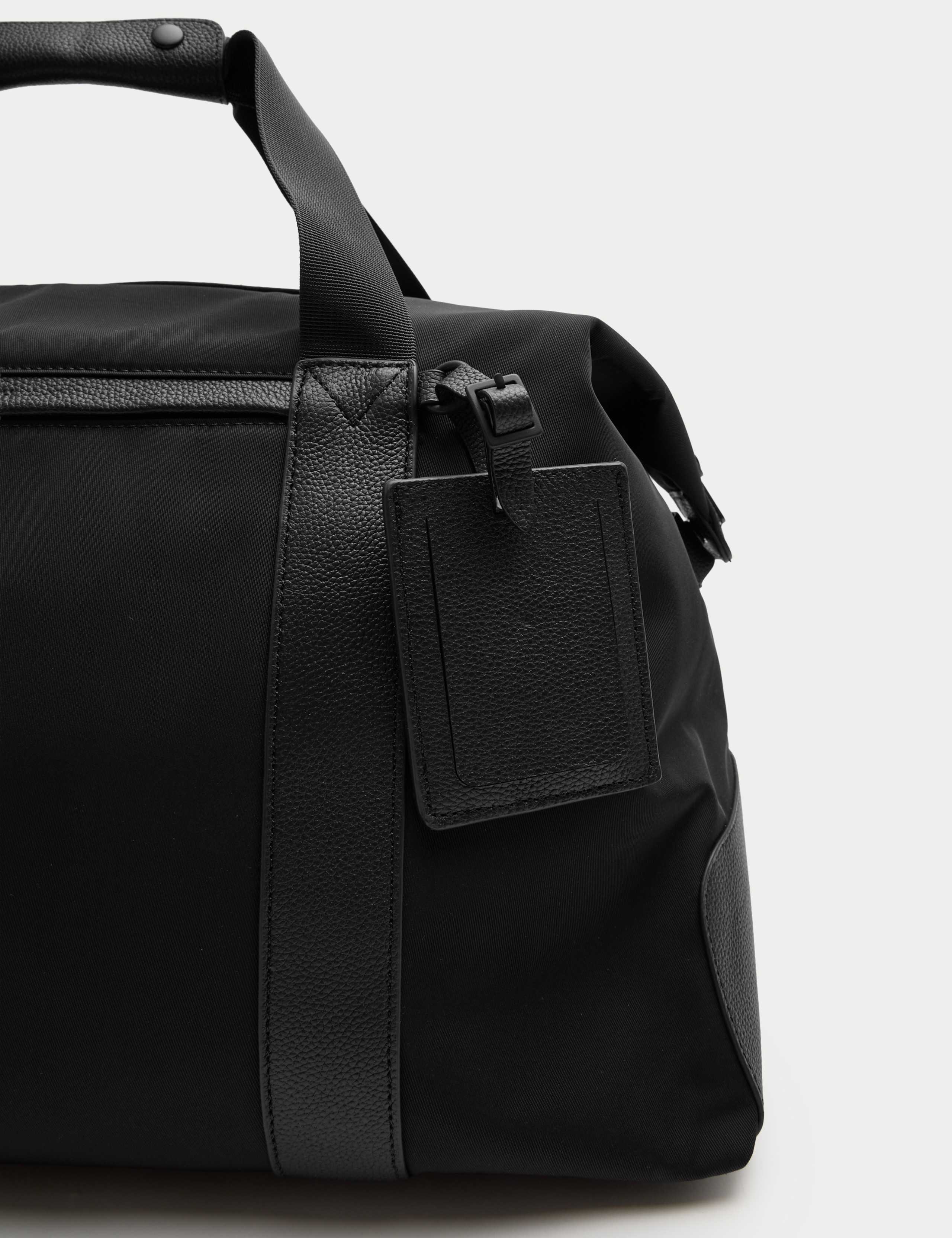 Autograph weekend bag with water-repellent finish, UK version